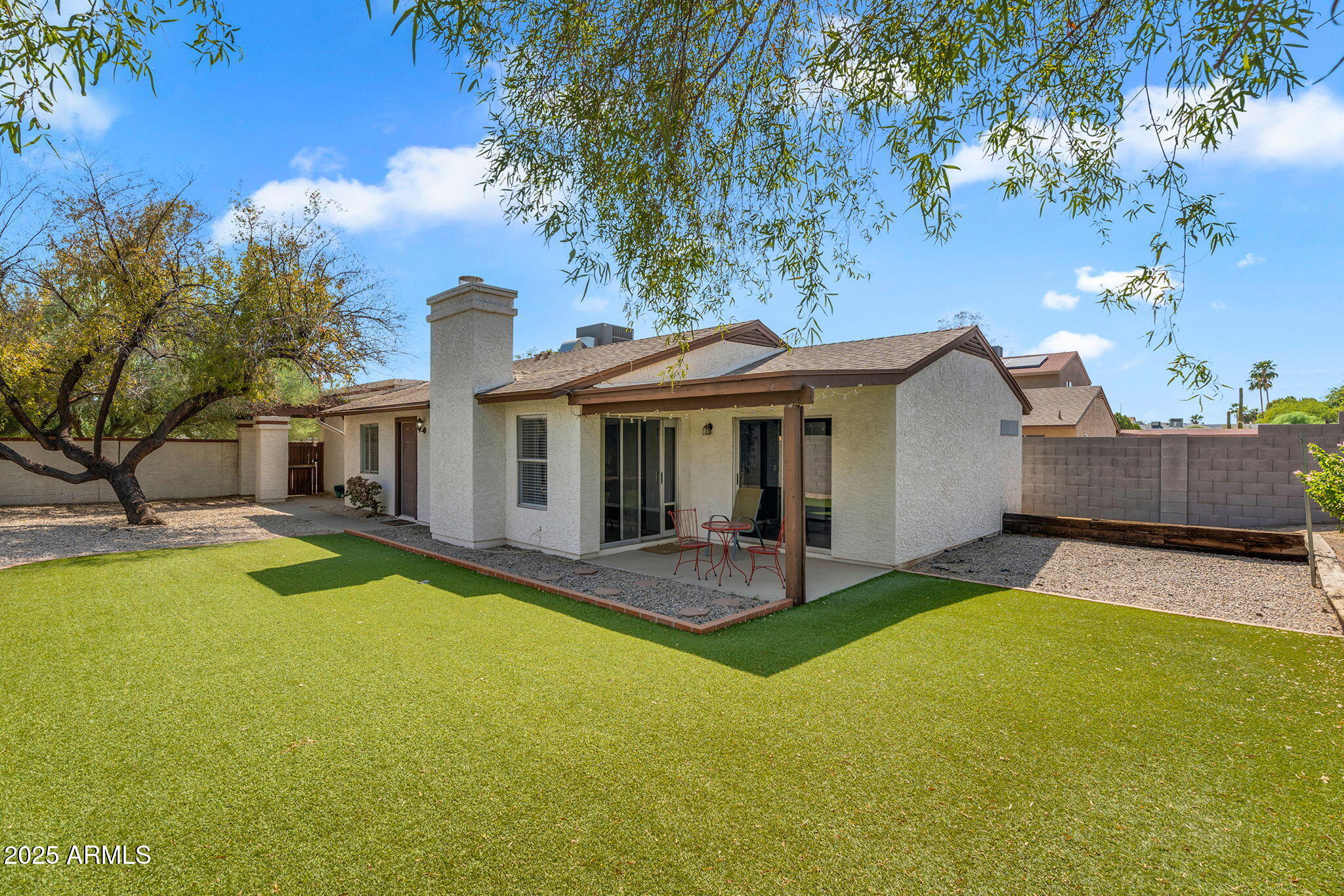 1410 E WESCOTT Drive