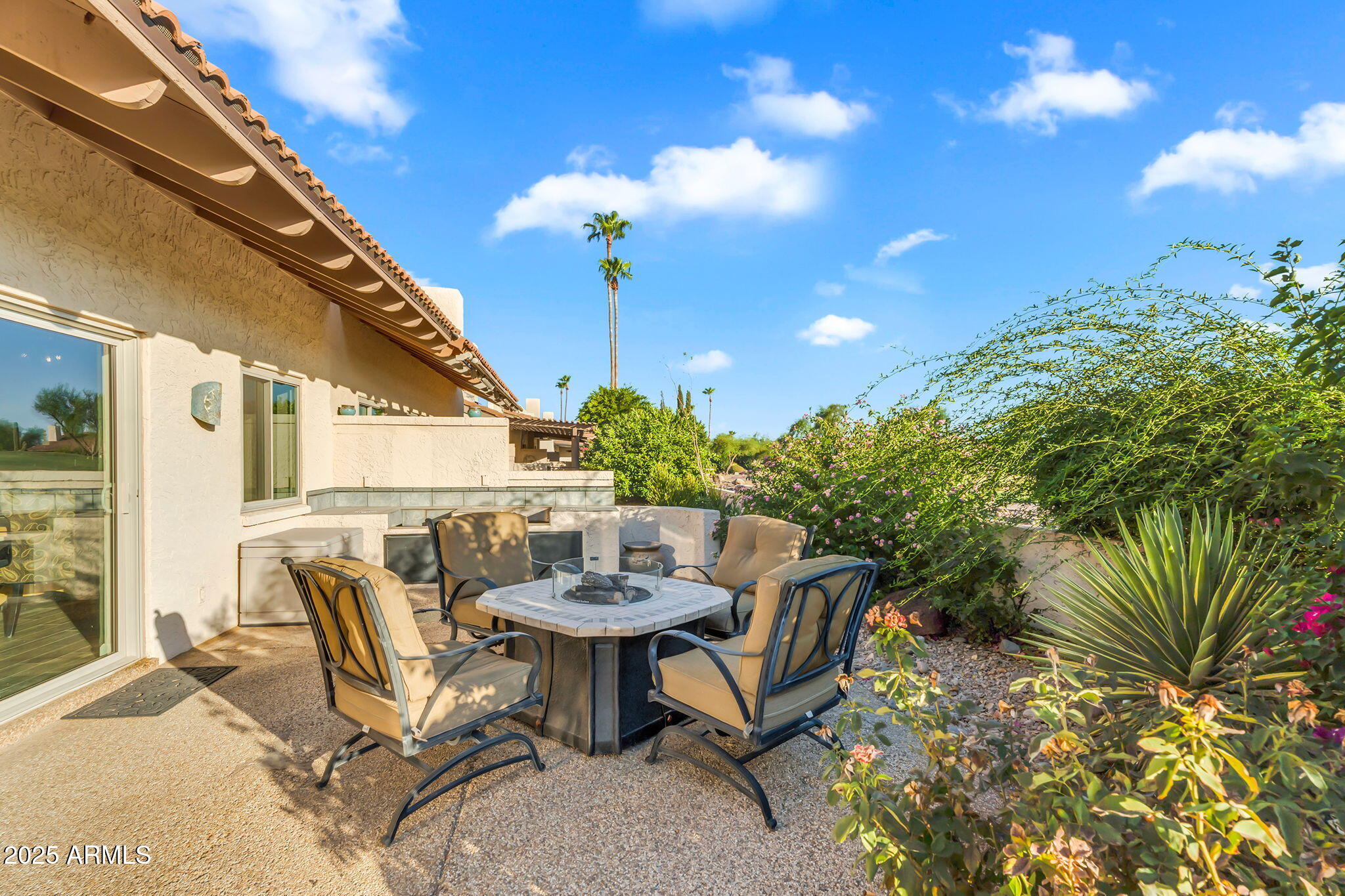 25476 N DANNY Lane
