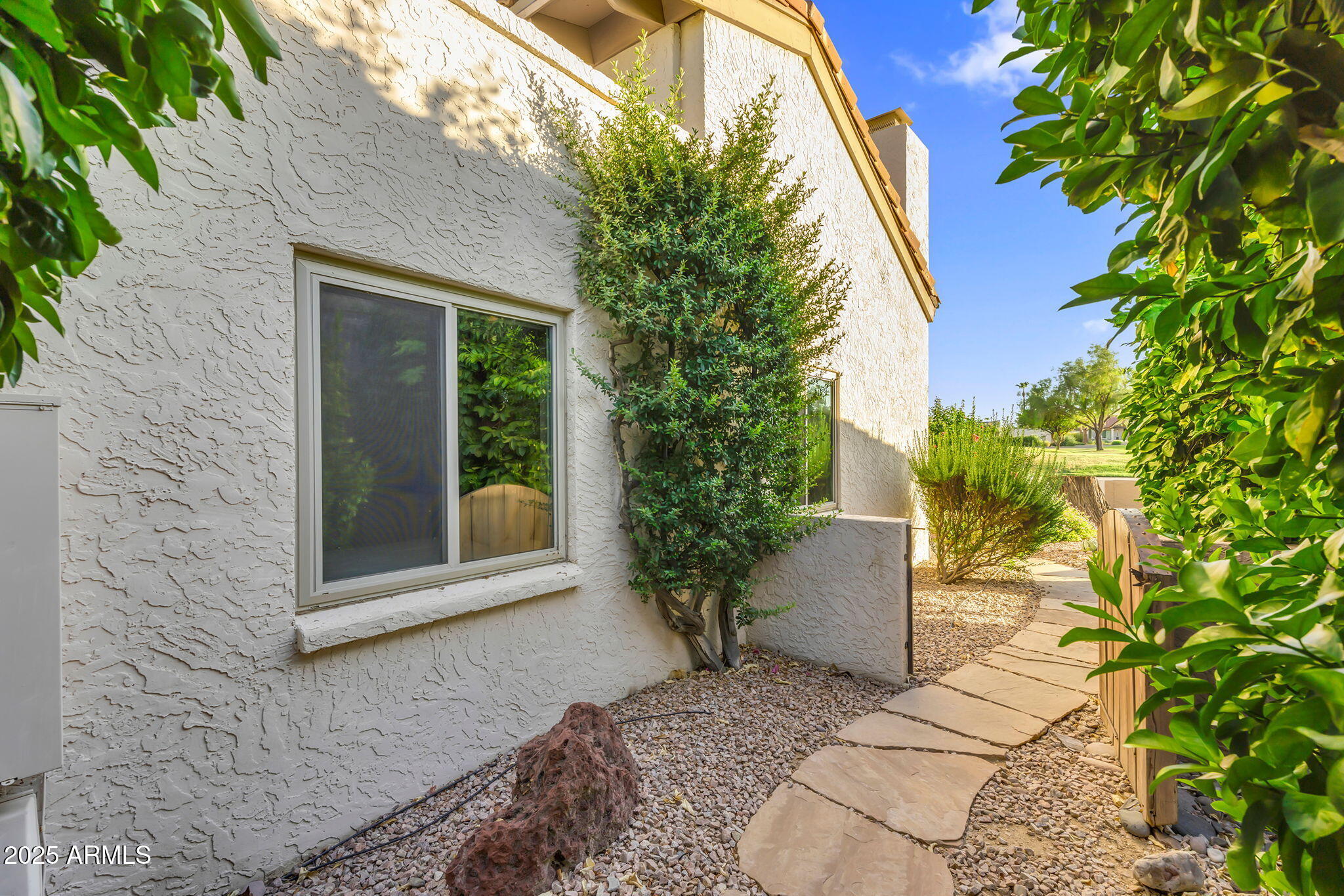 25476 N DANNY Lane