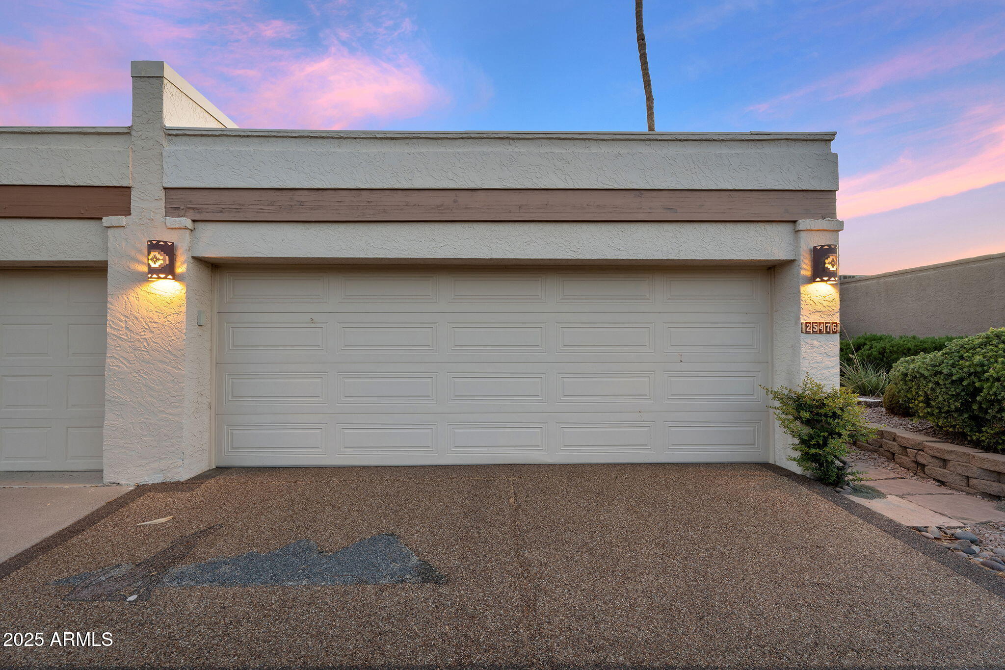 25476 N DANNY Lane