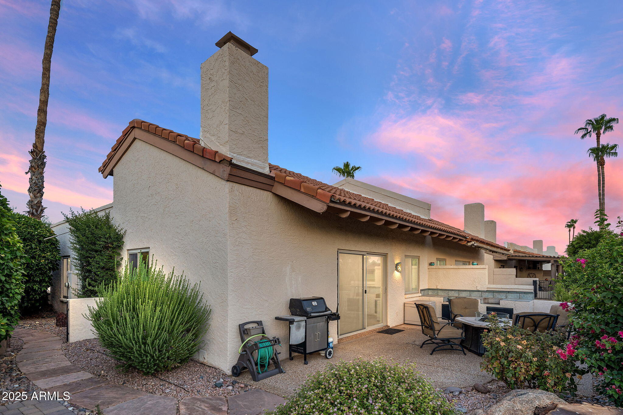 25476 N DANNY Lane