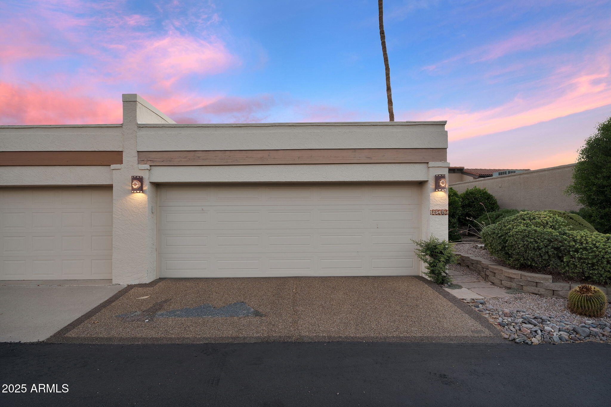 25476 N DANNY Lane