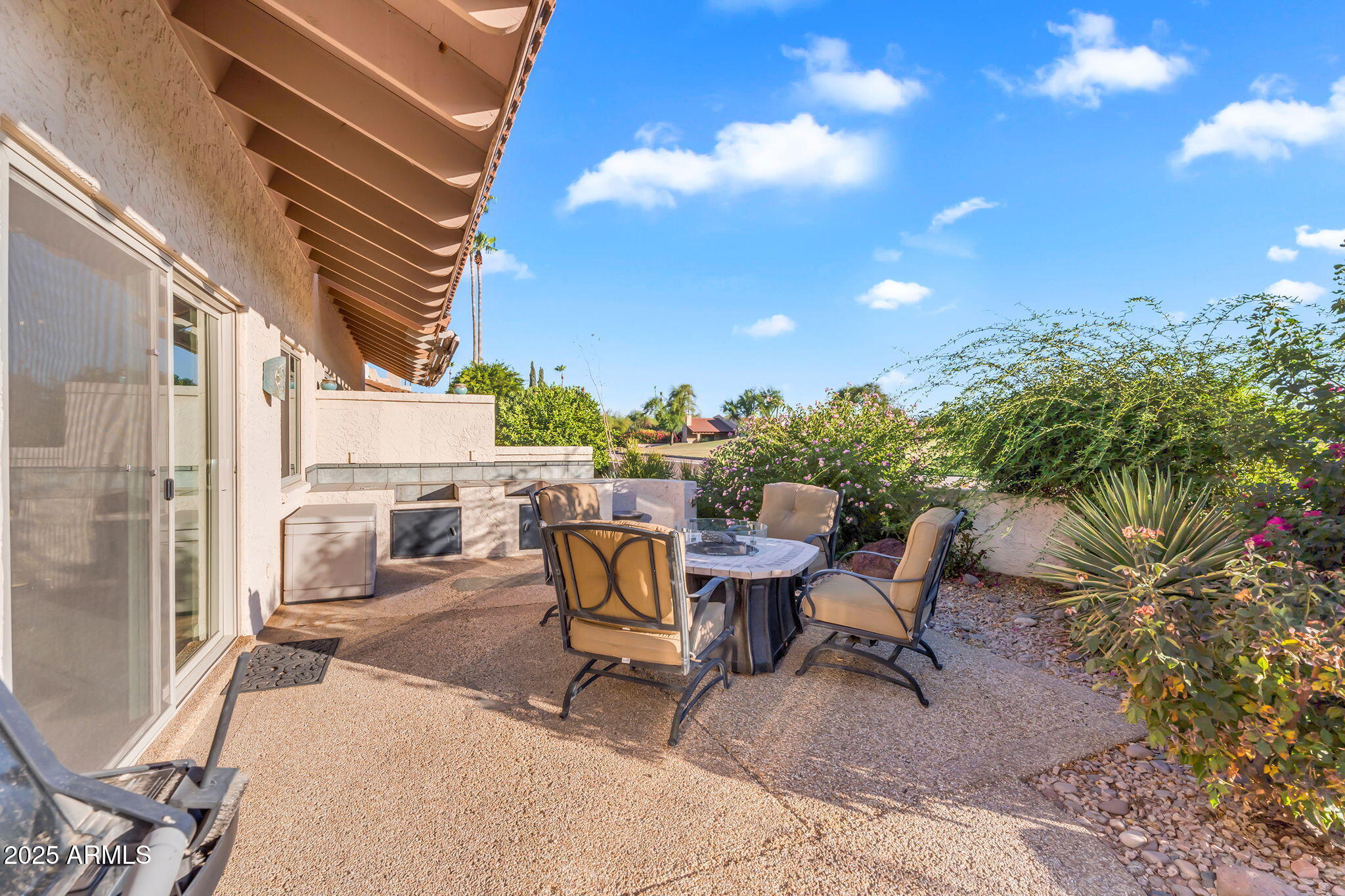 25476 N DANNY Lane