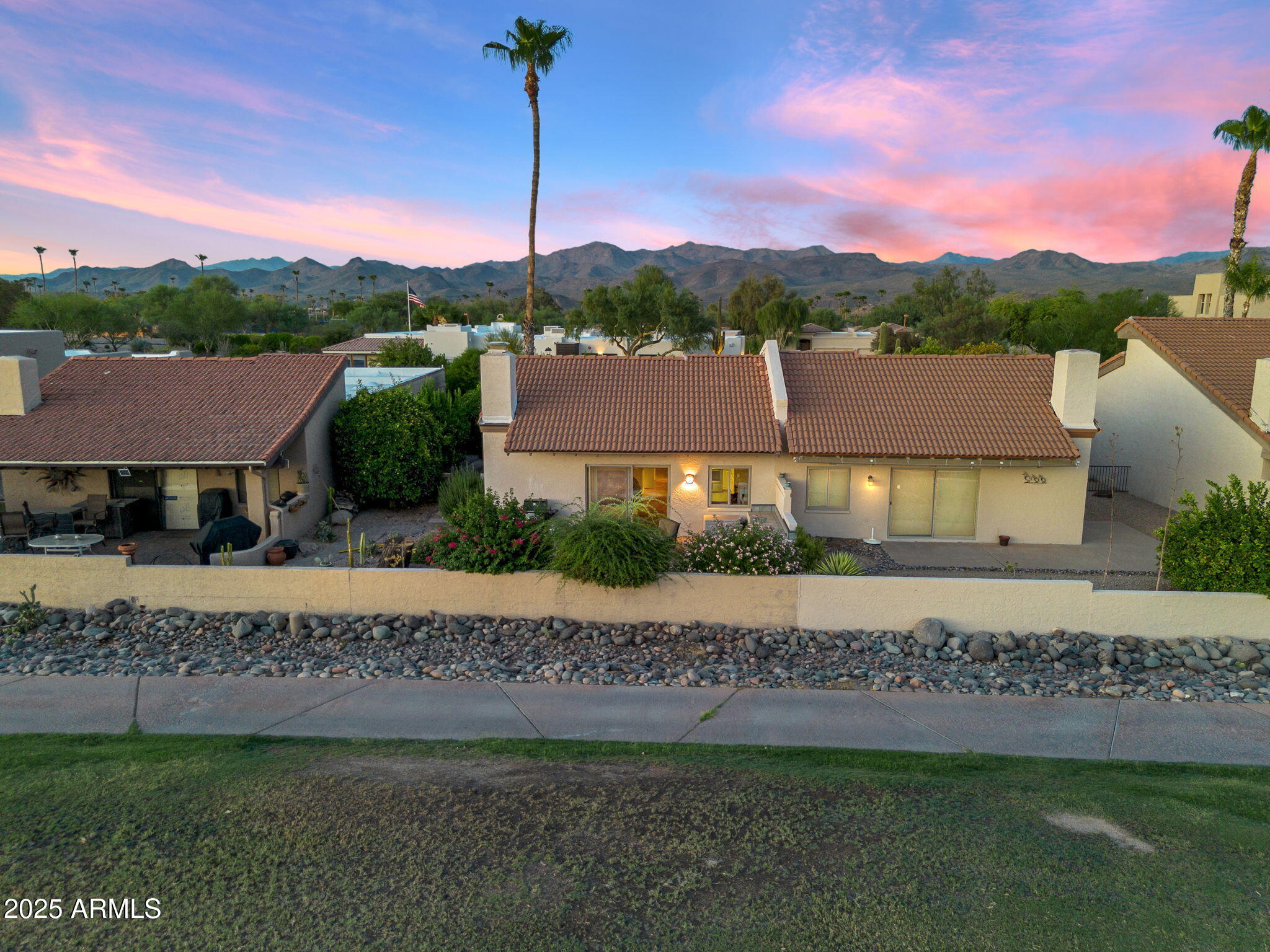 25476 N DANNY Lane