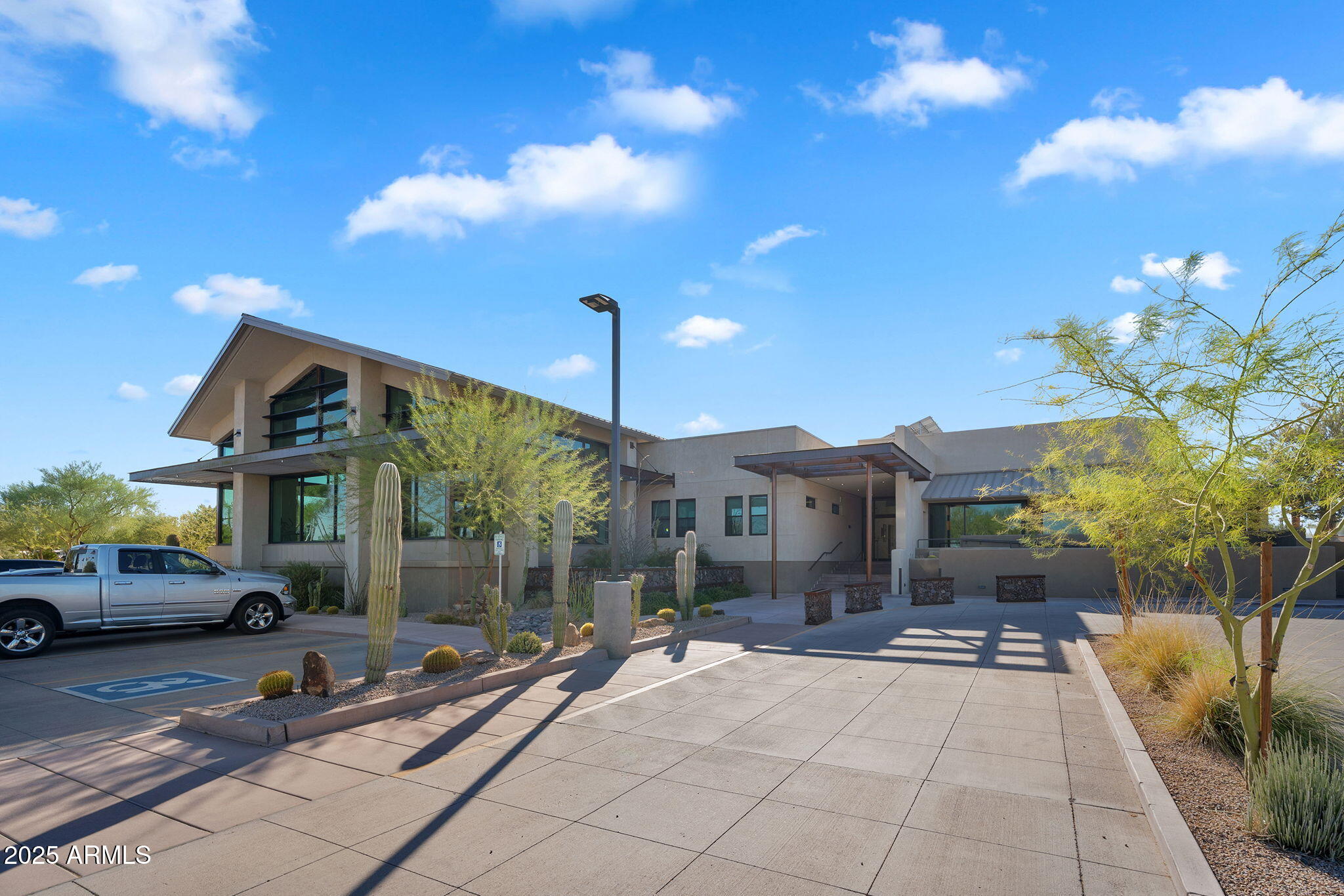 25476 N DANNY Lane