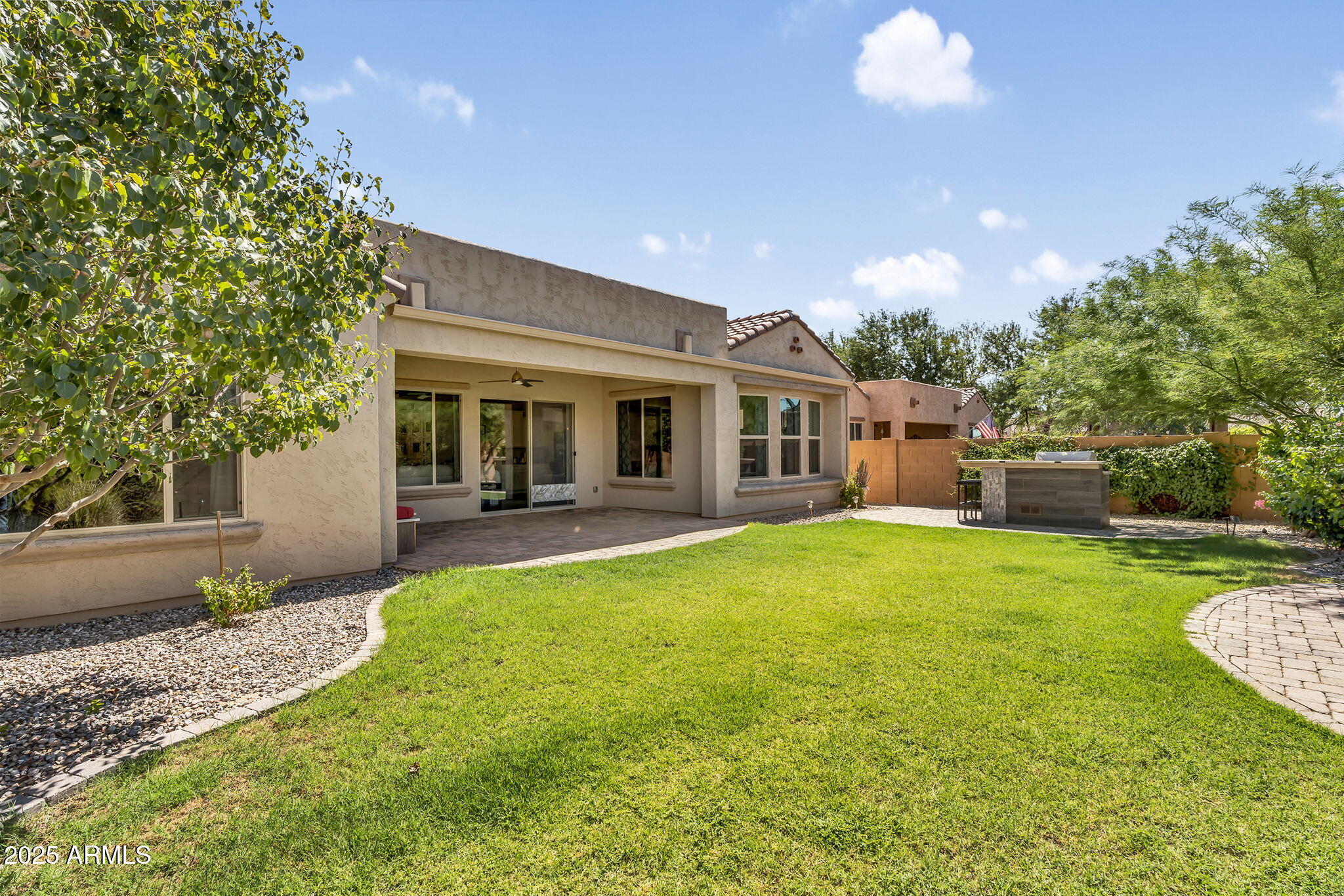 3932 E TORREY PINES Lane