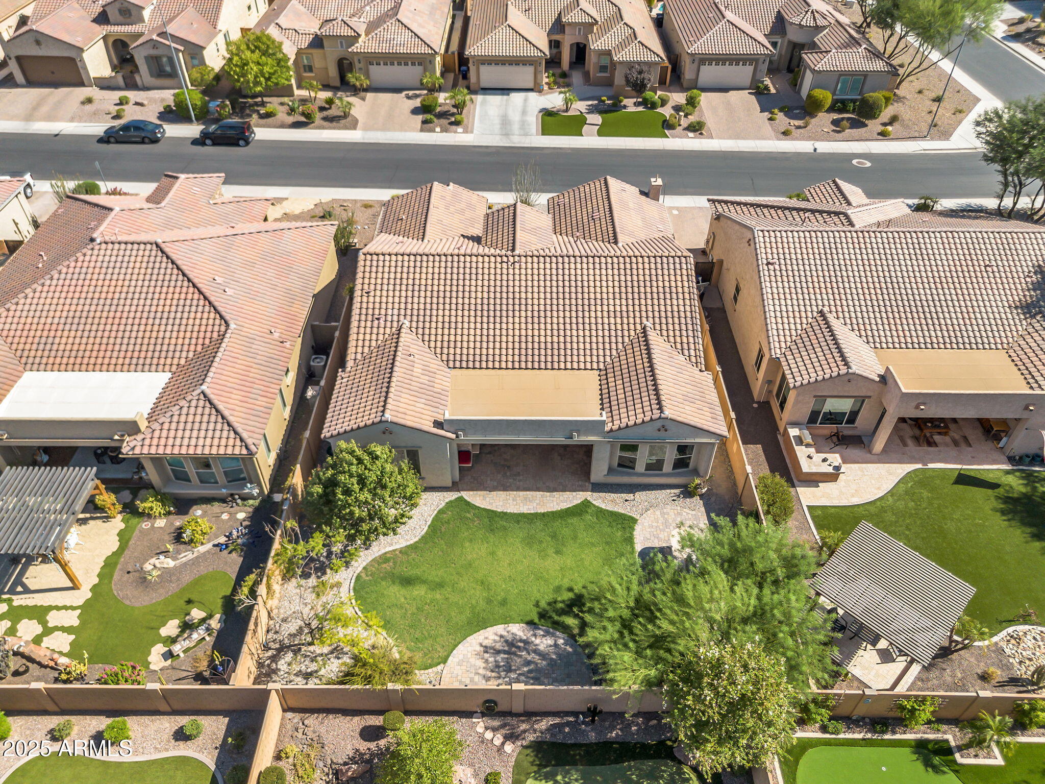 3932 E TORREY PINES Lane