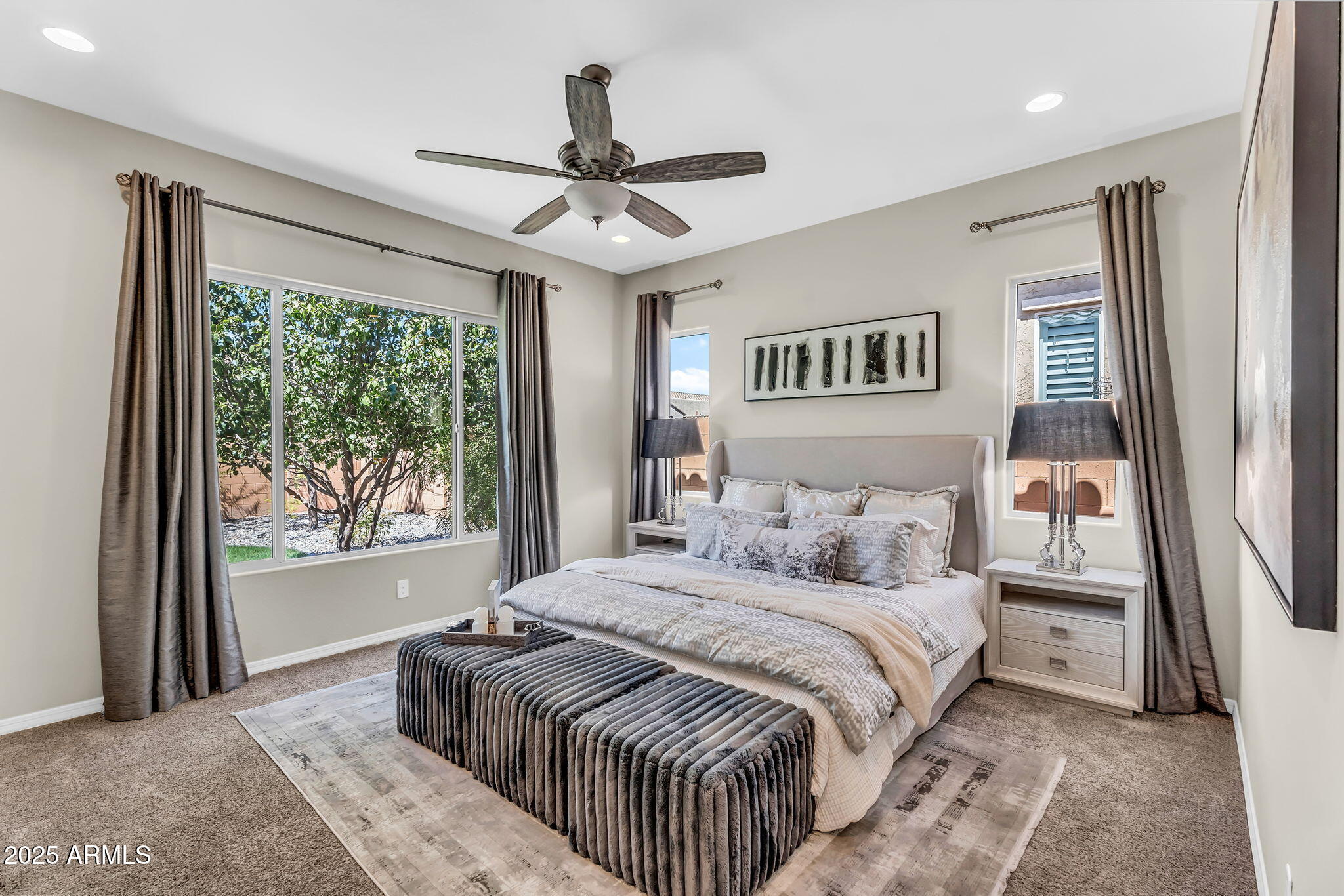 3932 E TORREY PINES Lane