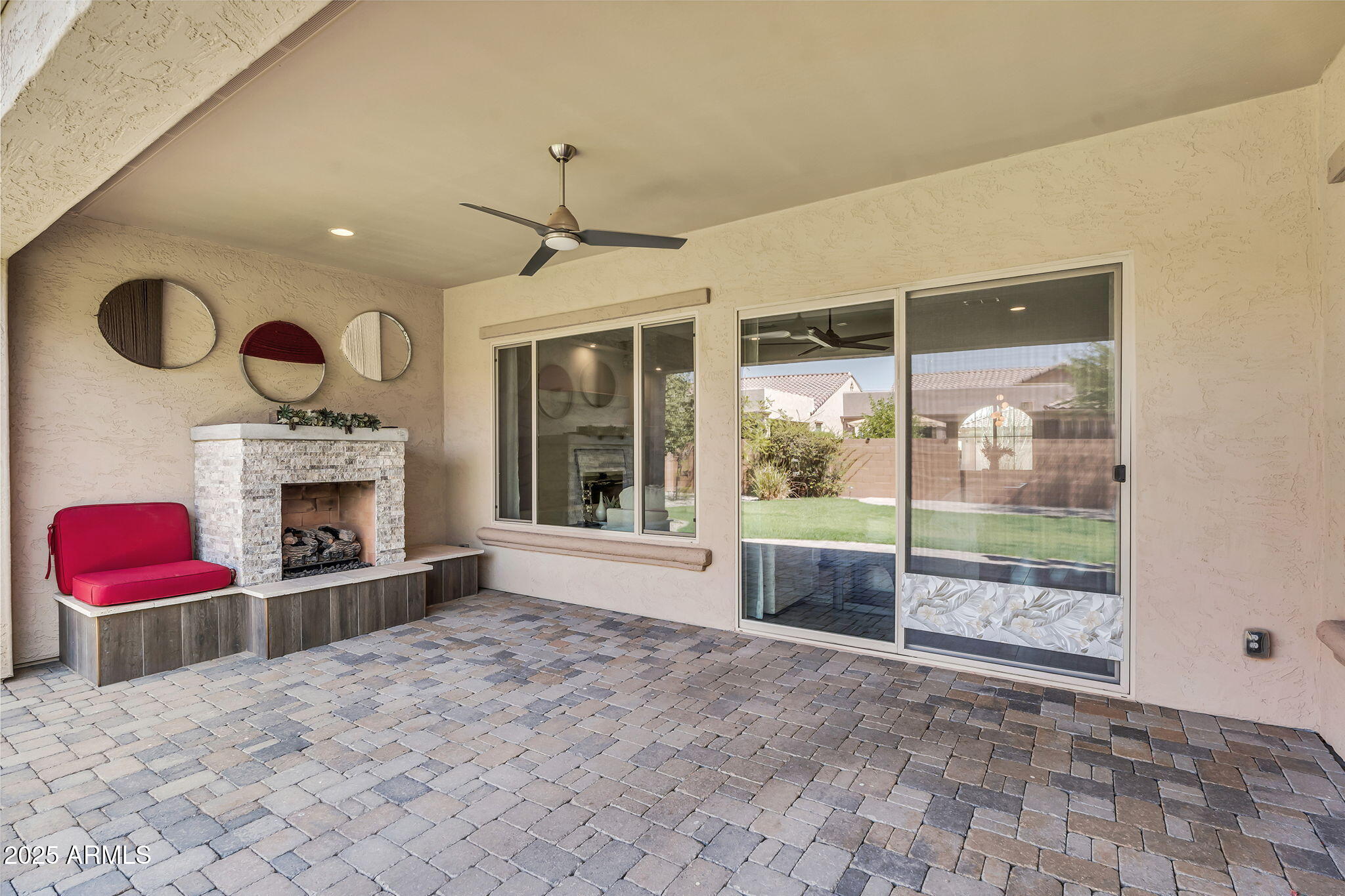 3932 E TORREY PINES Lane