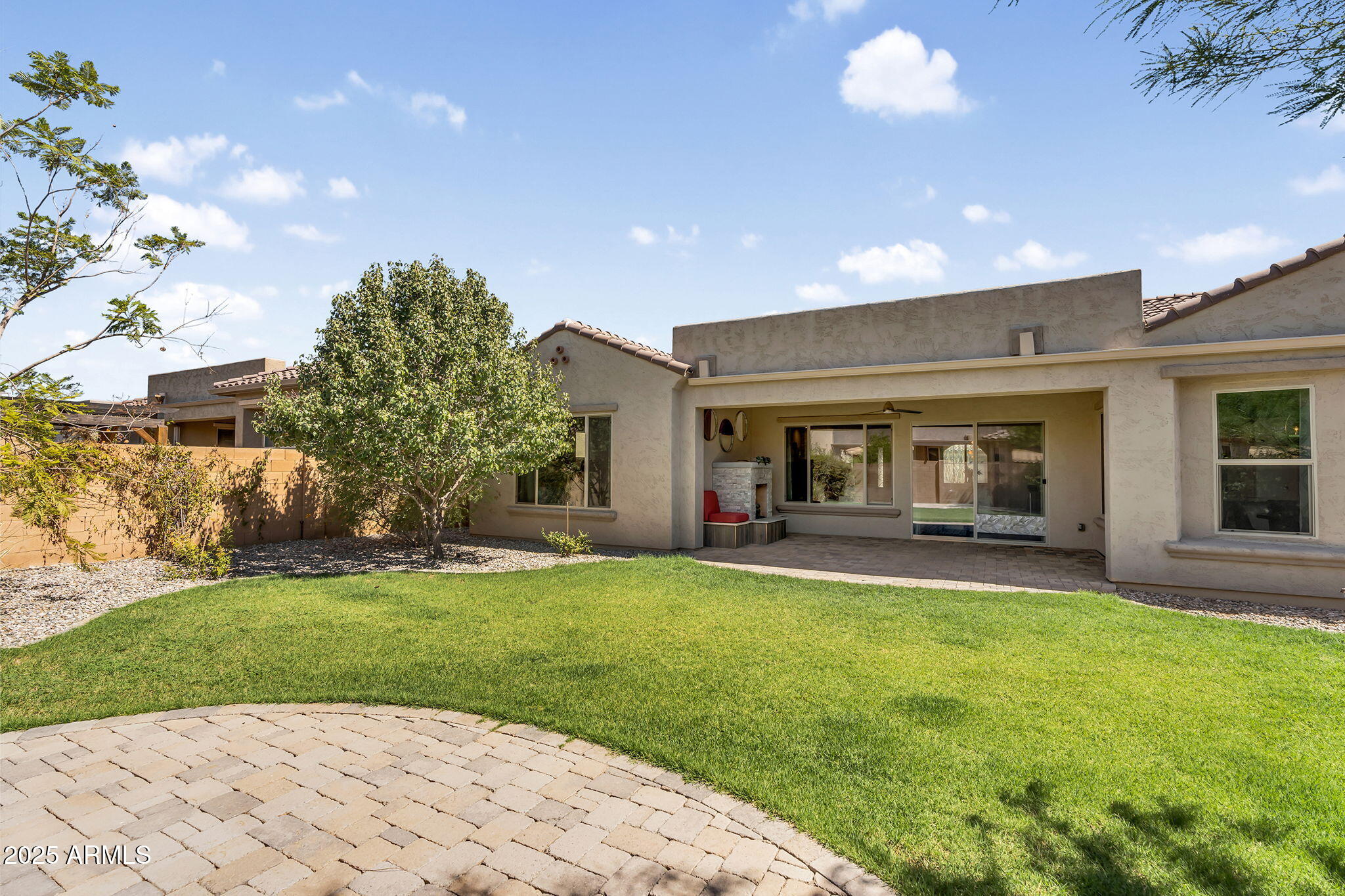 3932 E TORREY PINES Lane