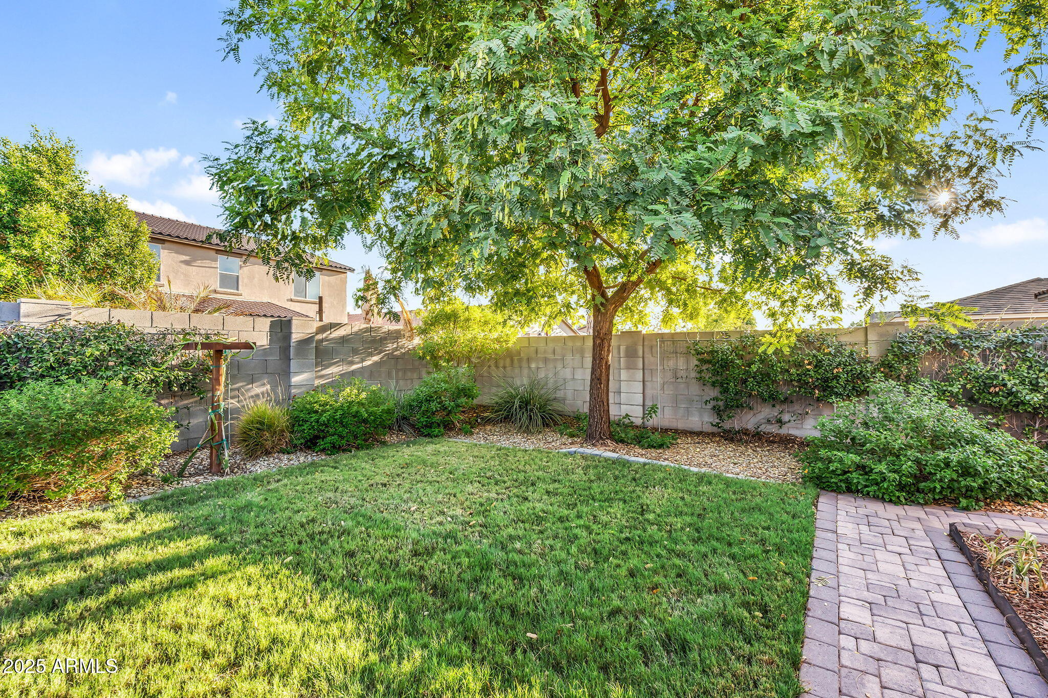 2327 W FARRIER Way