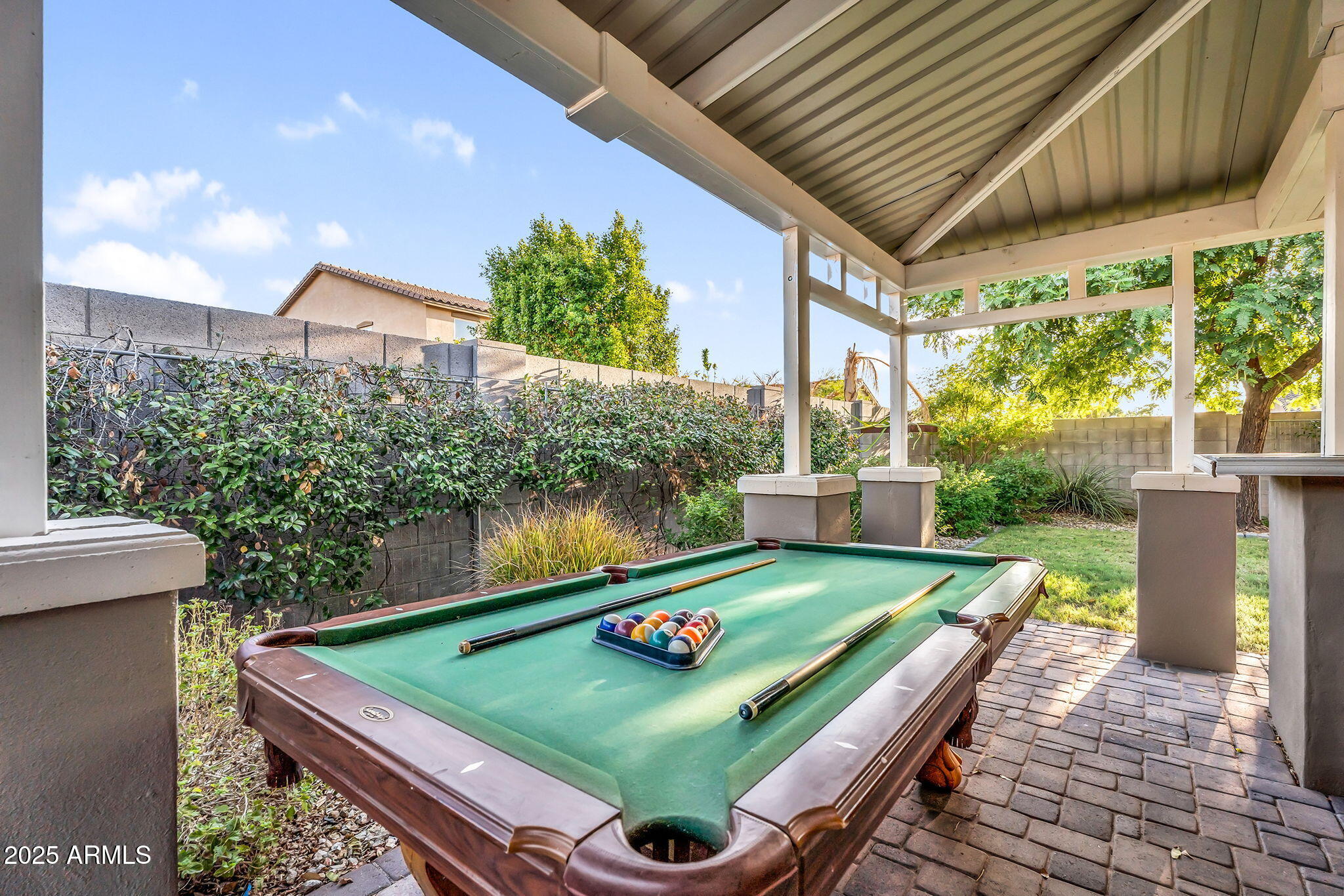 2327 W FARRIER Way
