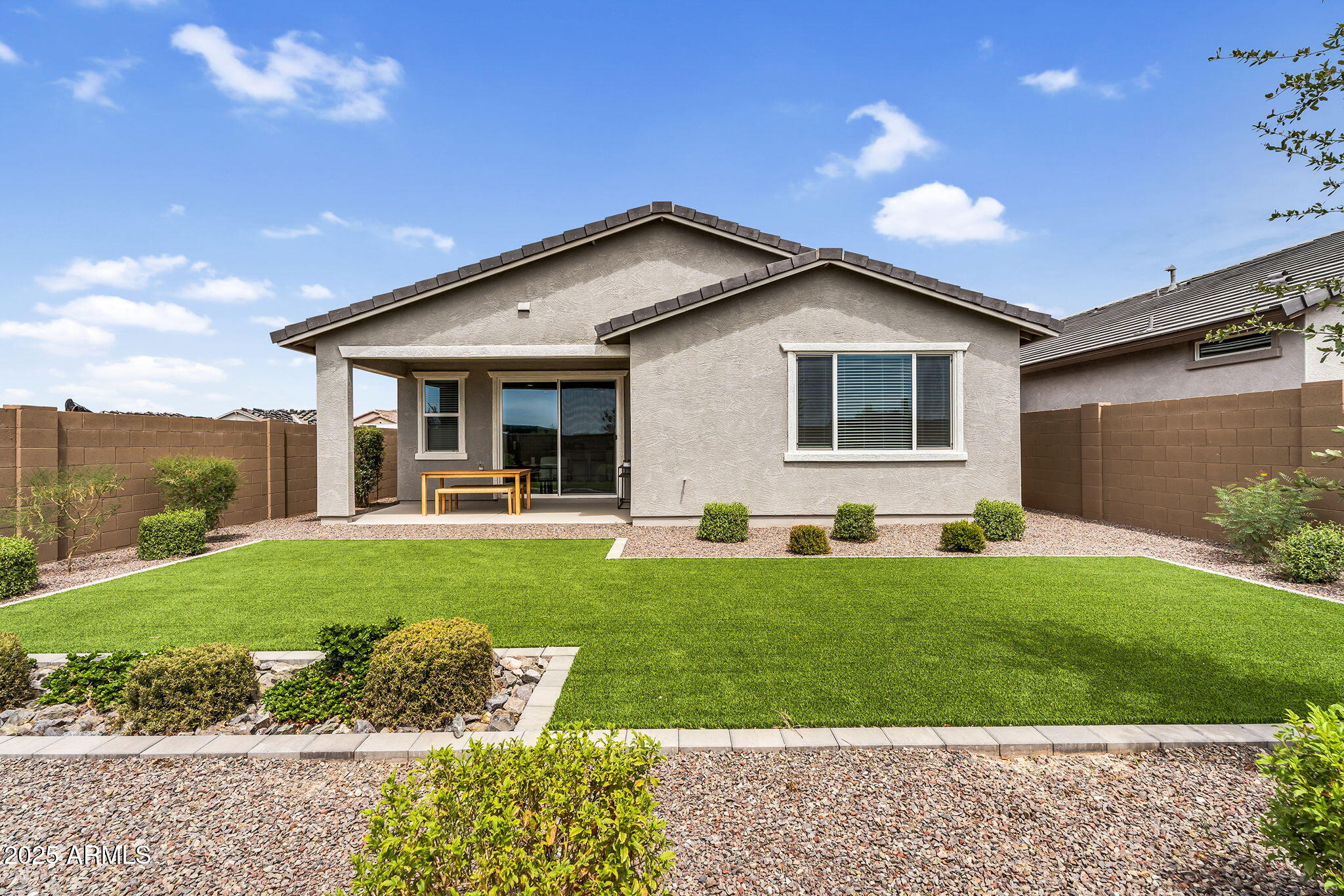 3067 E BARREL RACE Road