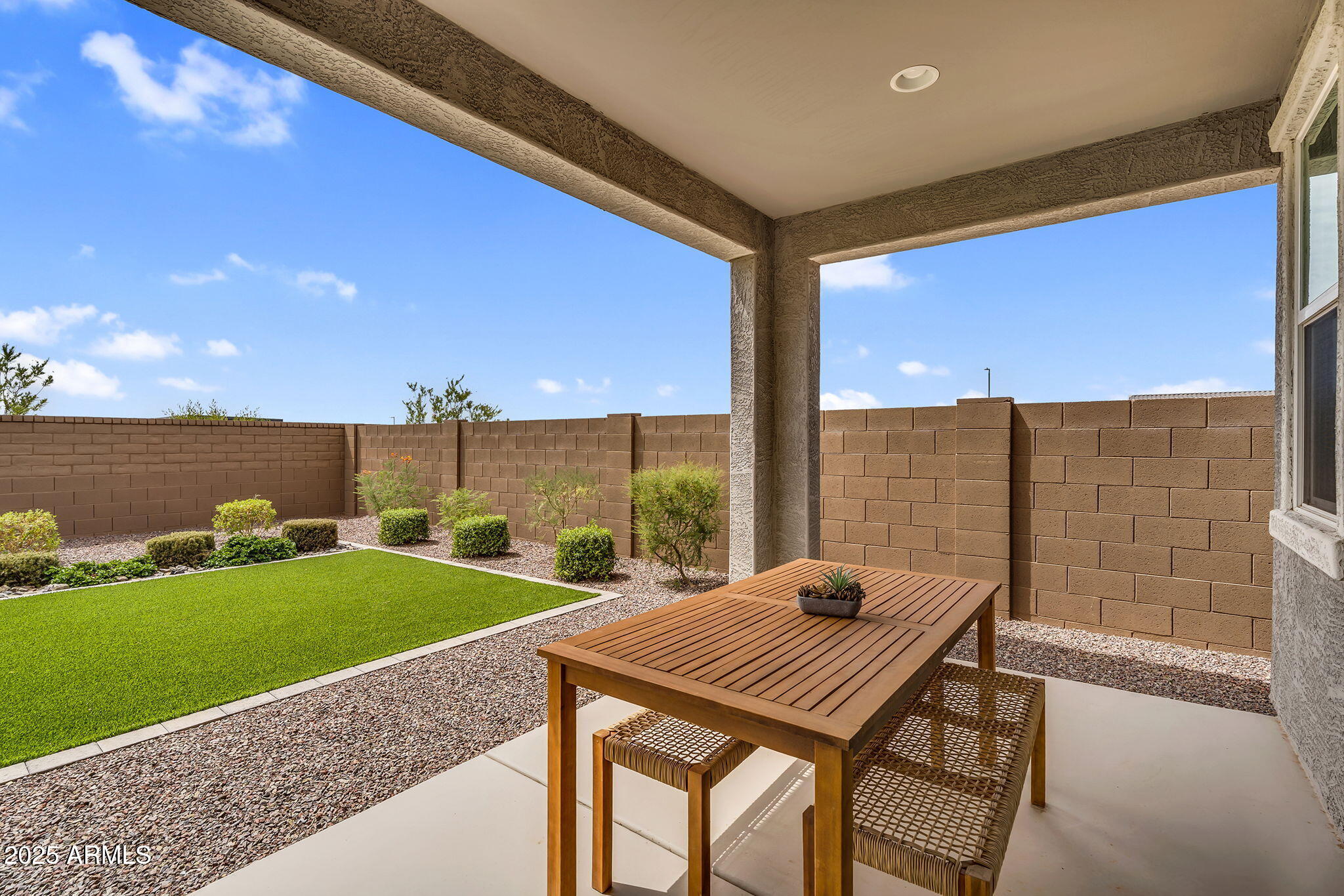3067 E BARREL RACE Road