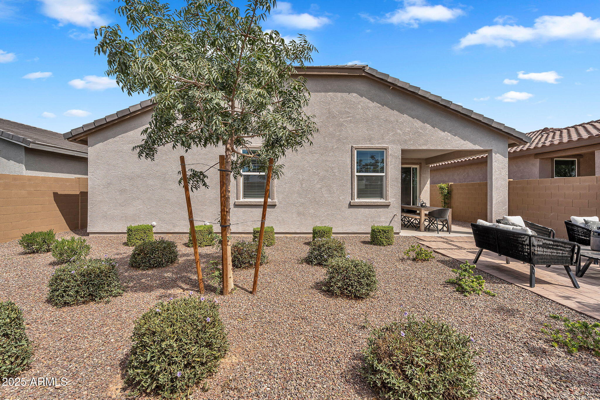 3081 E BARREL RACE Road