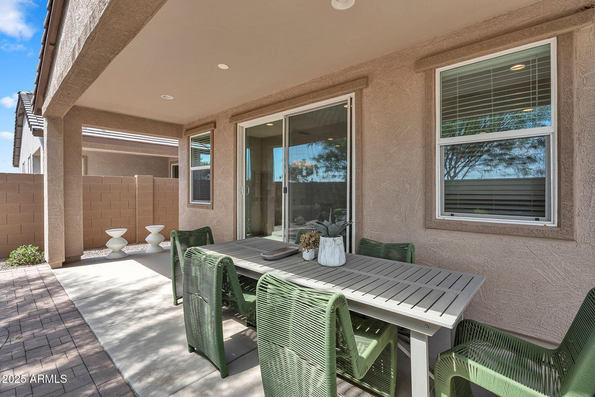3097 E BARREL RACE Road