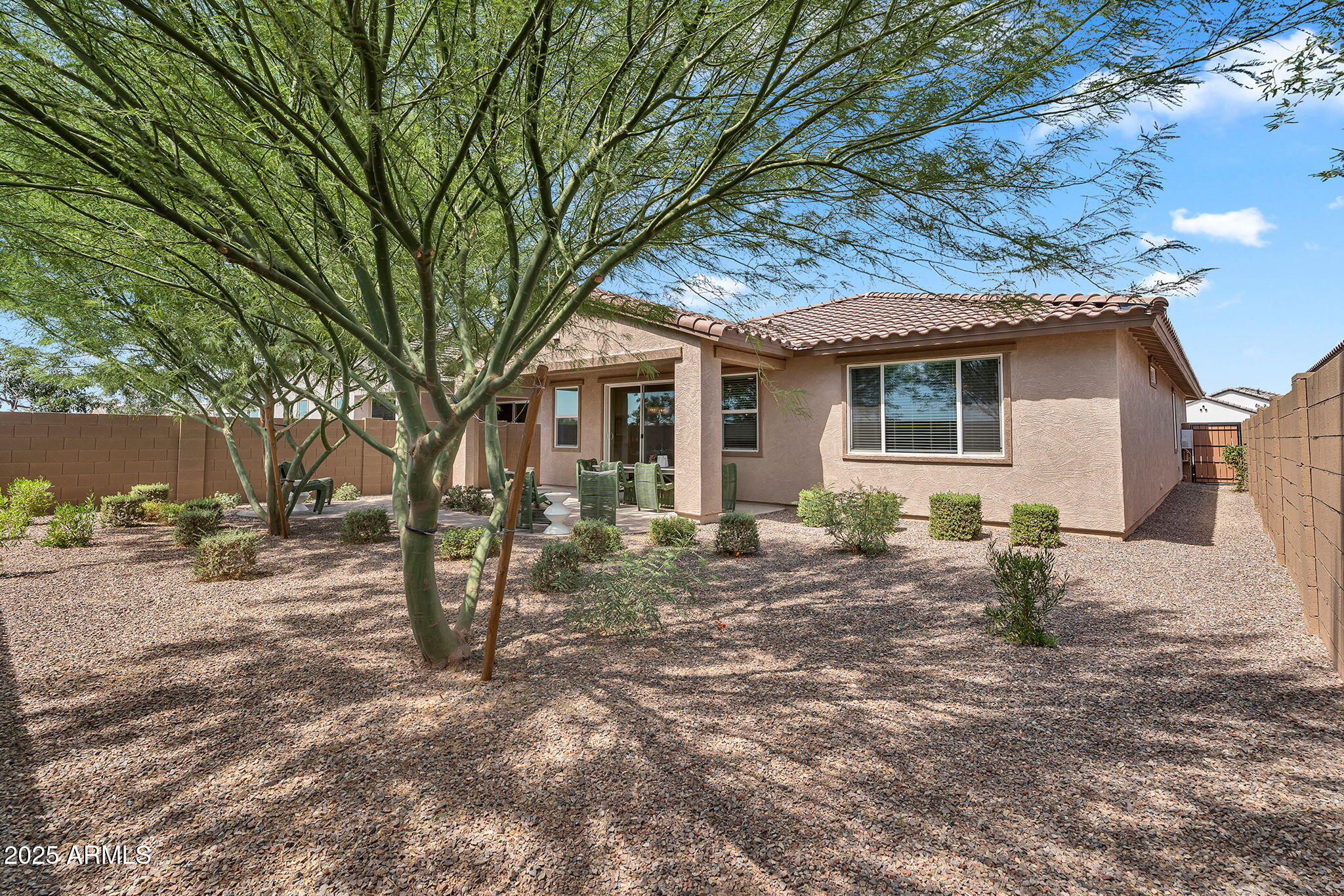 3097 E BARREL RACE Road
