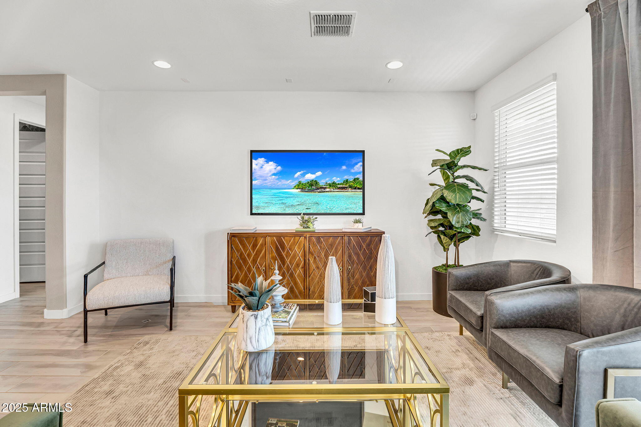 3097 E BARREL RACE Road