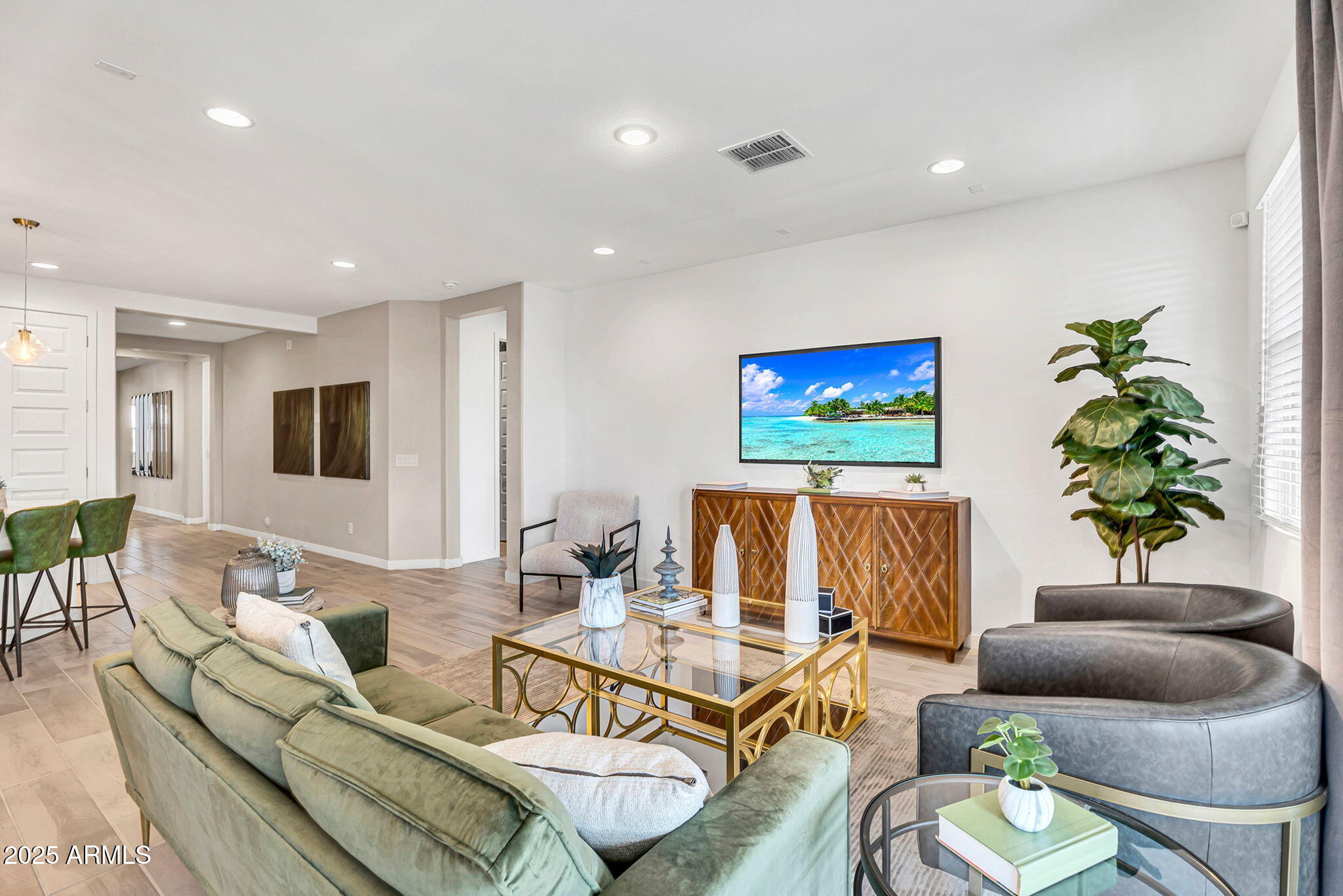3097 E BARREL RACE Road