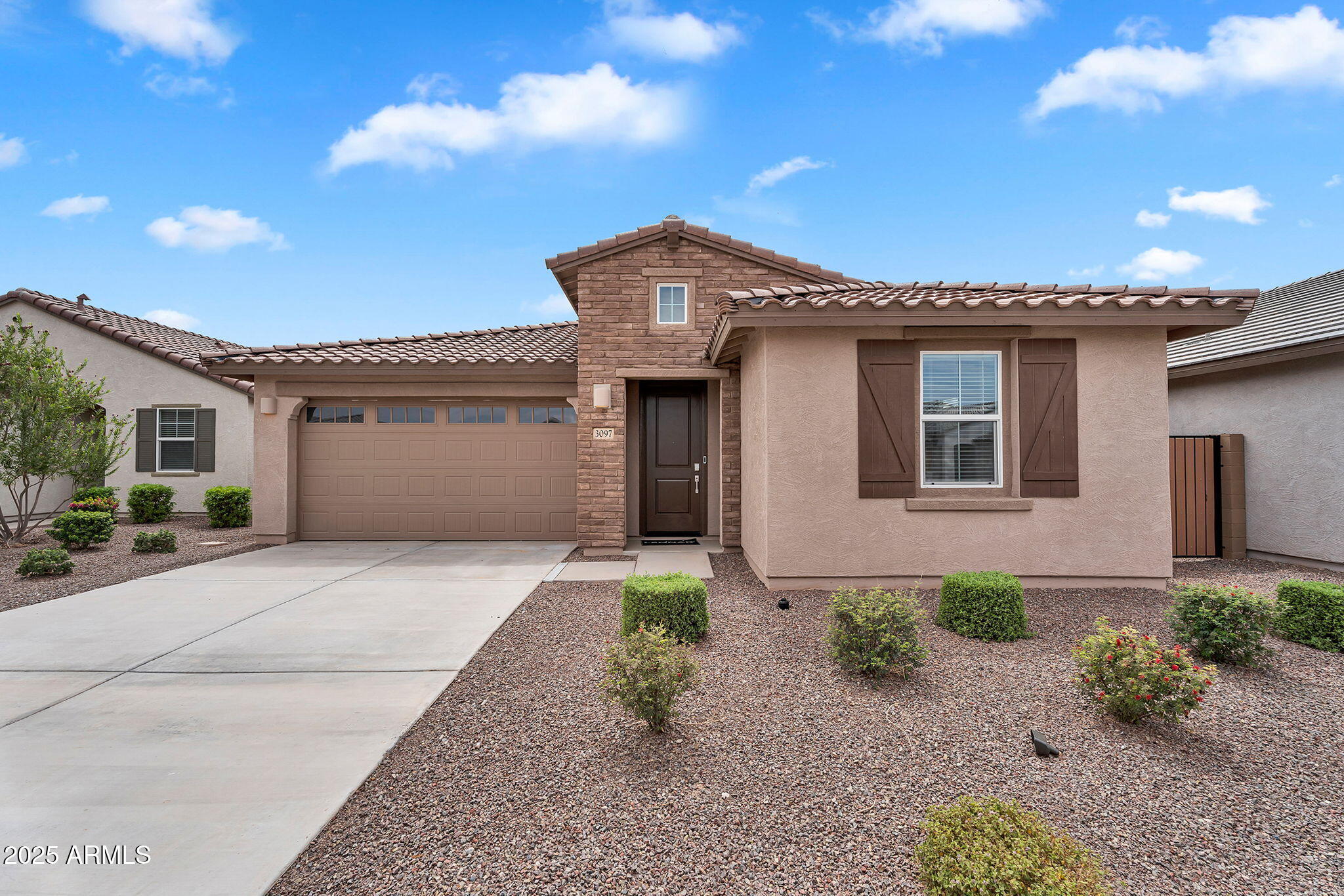 3097 E BARREL RACE Road
