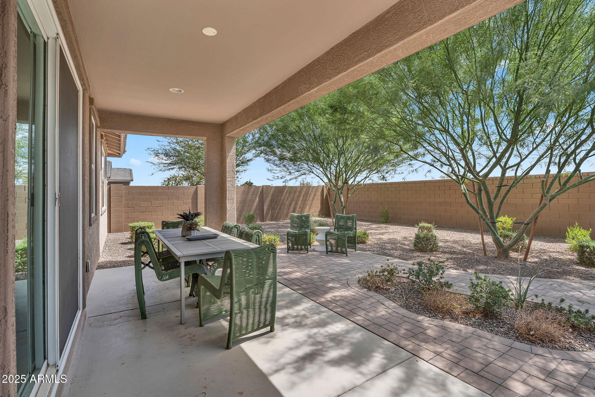 3097 E BARREL RACE Road