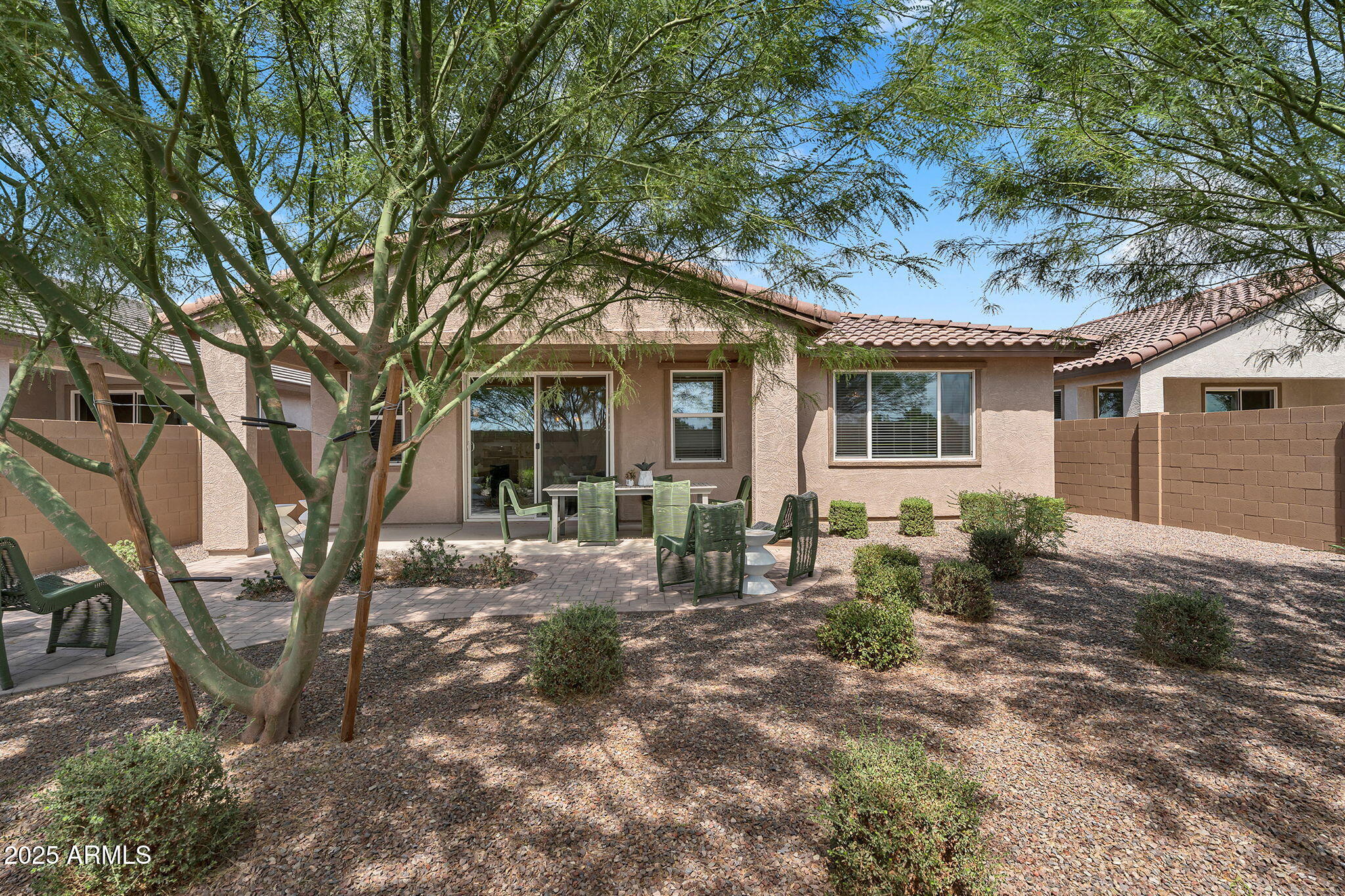 3097 E BARREL RACE Road