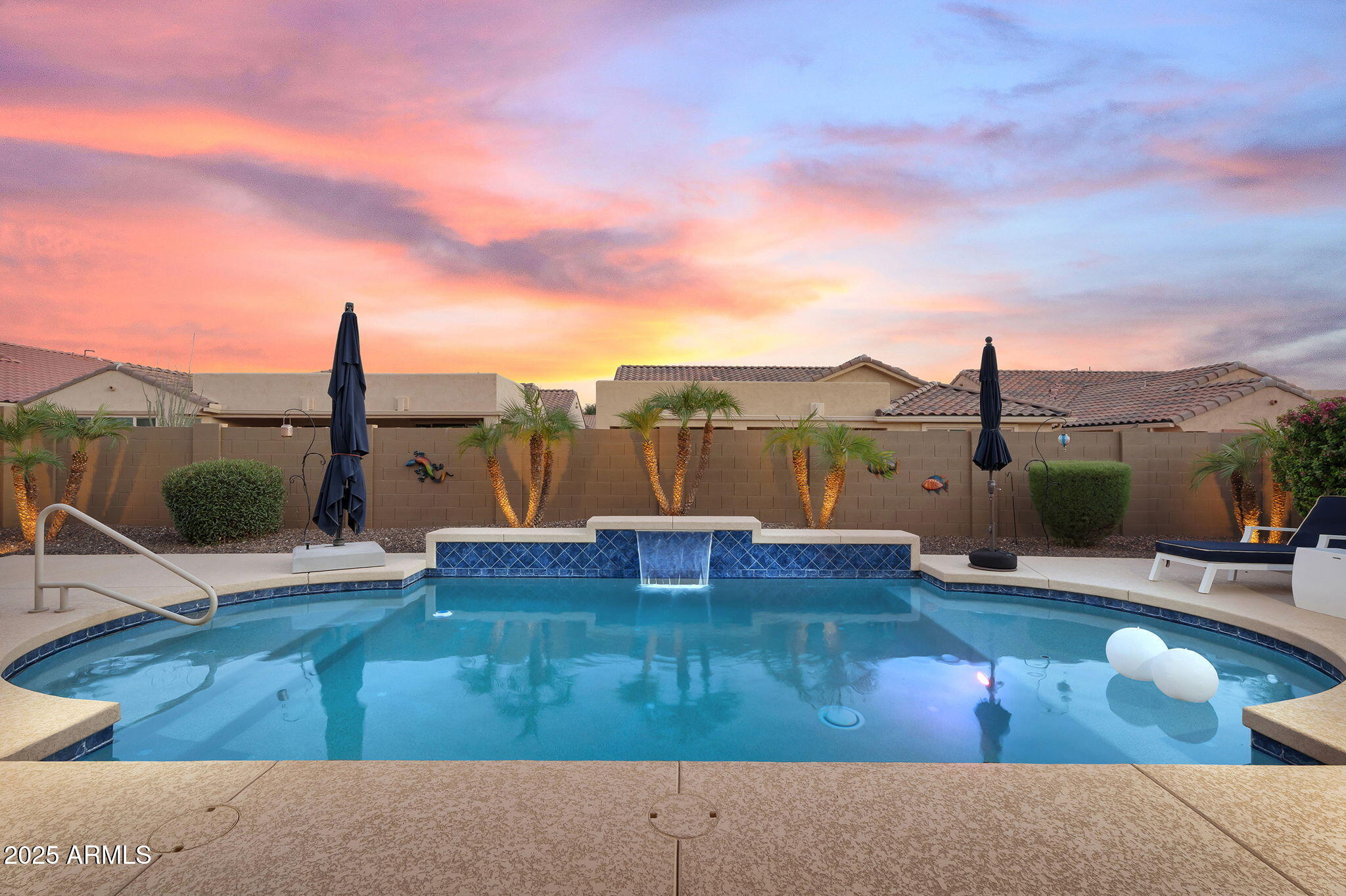 3943 E TORREY PINES Lane
