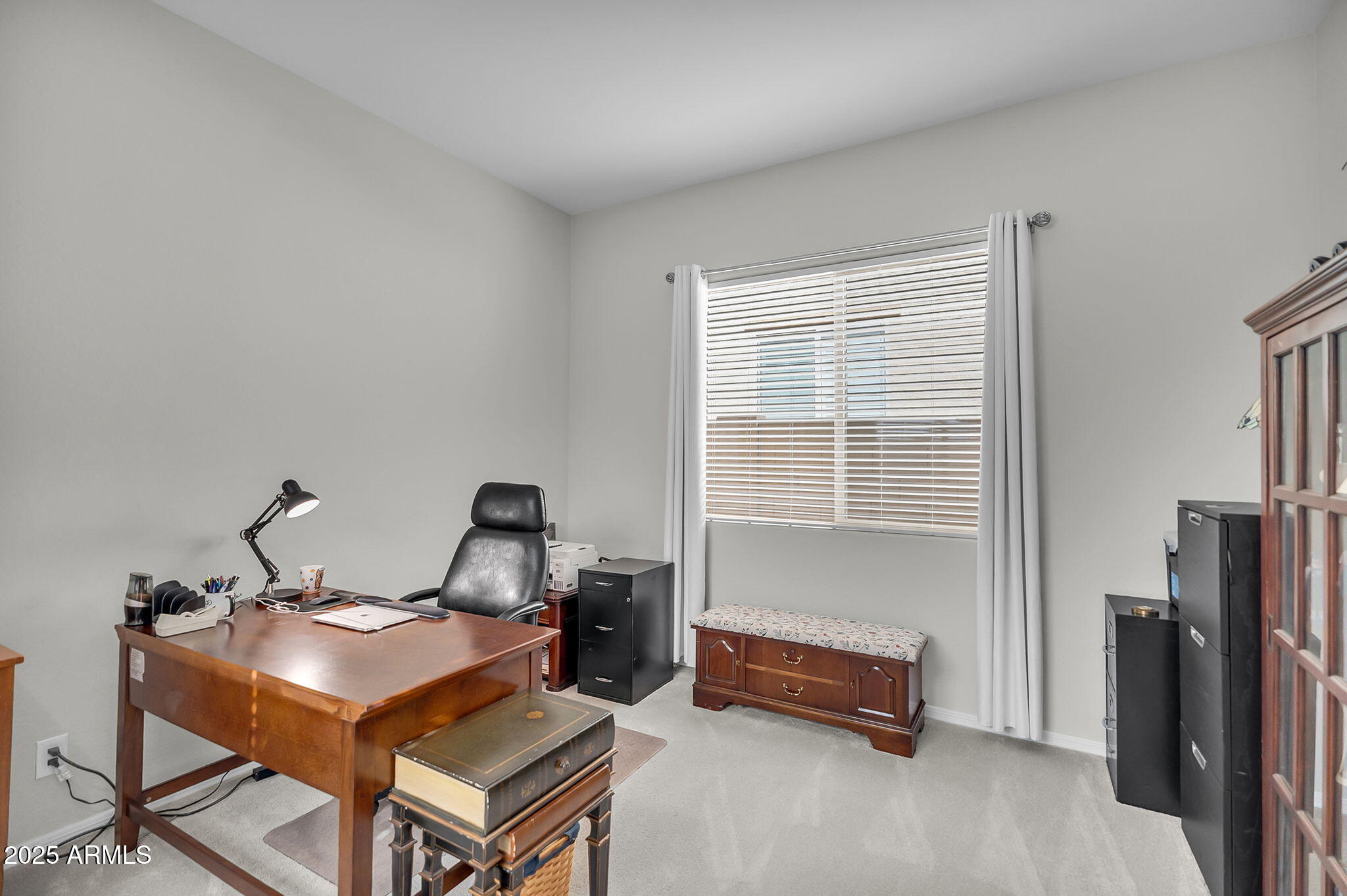 3943 E TORREY PINES Lane