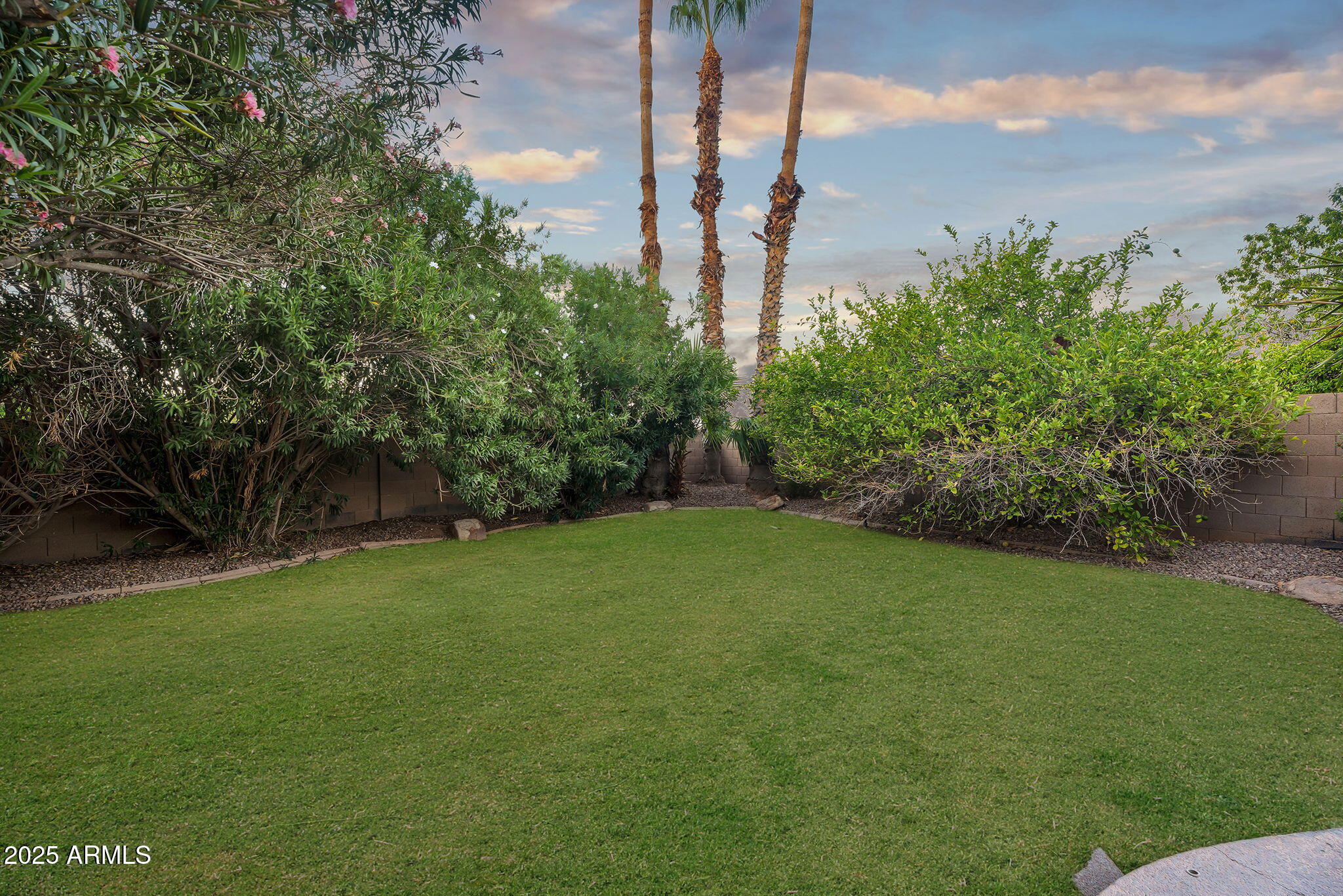 1785 S MORRISON Lane