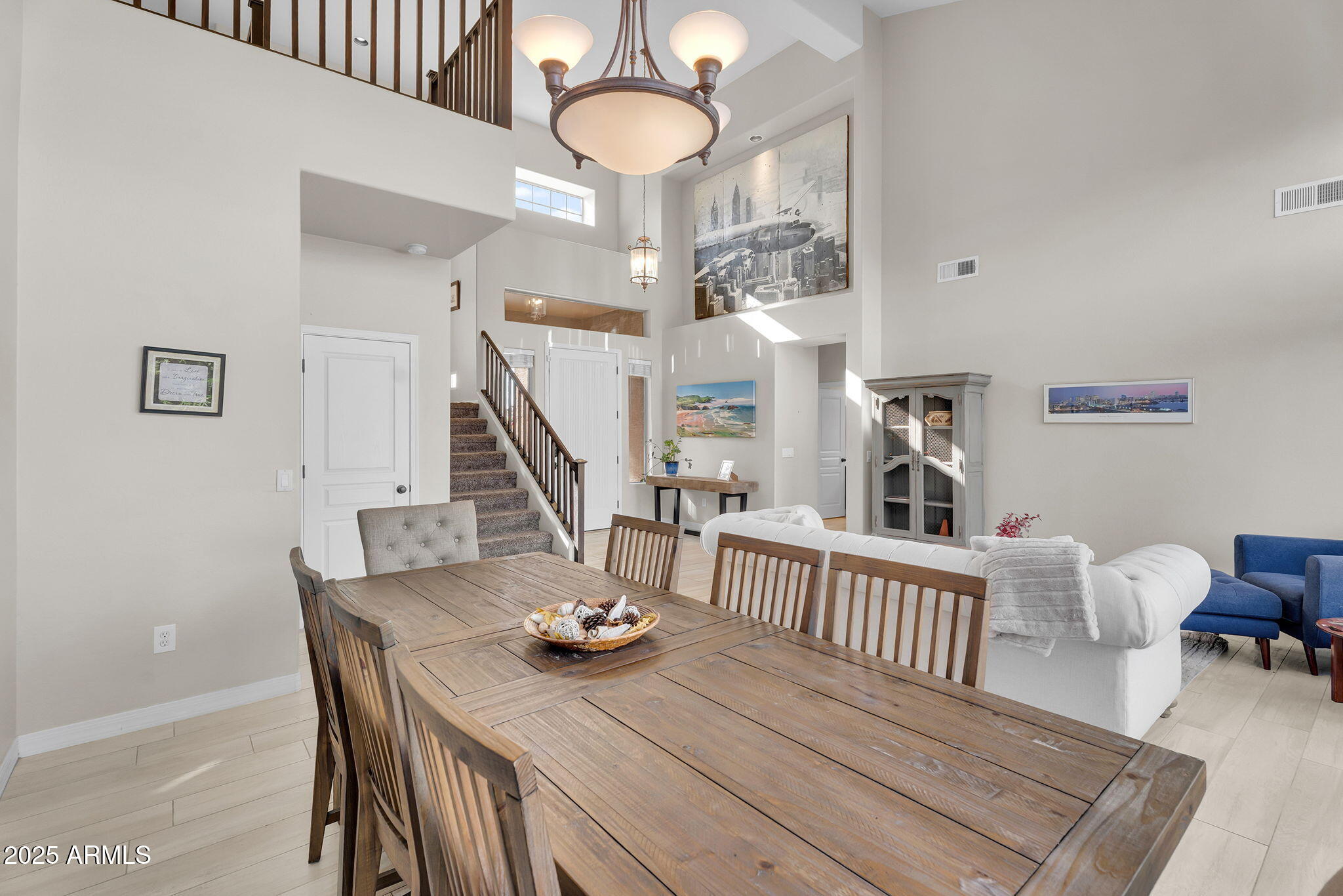 1785 S MORRISON Lane