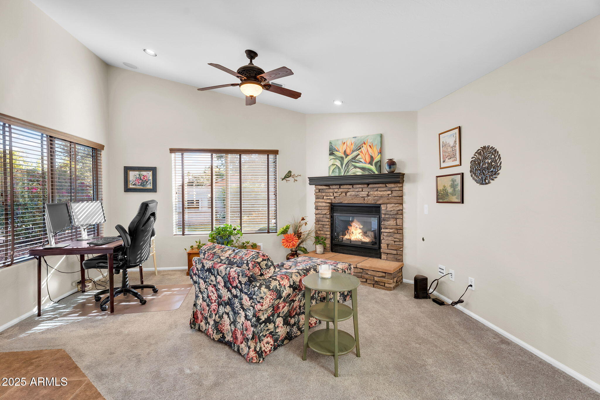 695 W HOLSTEIN Trail