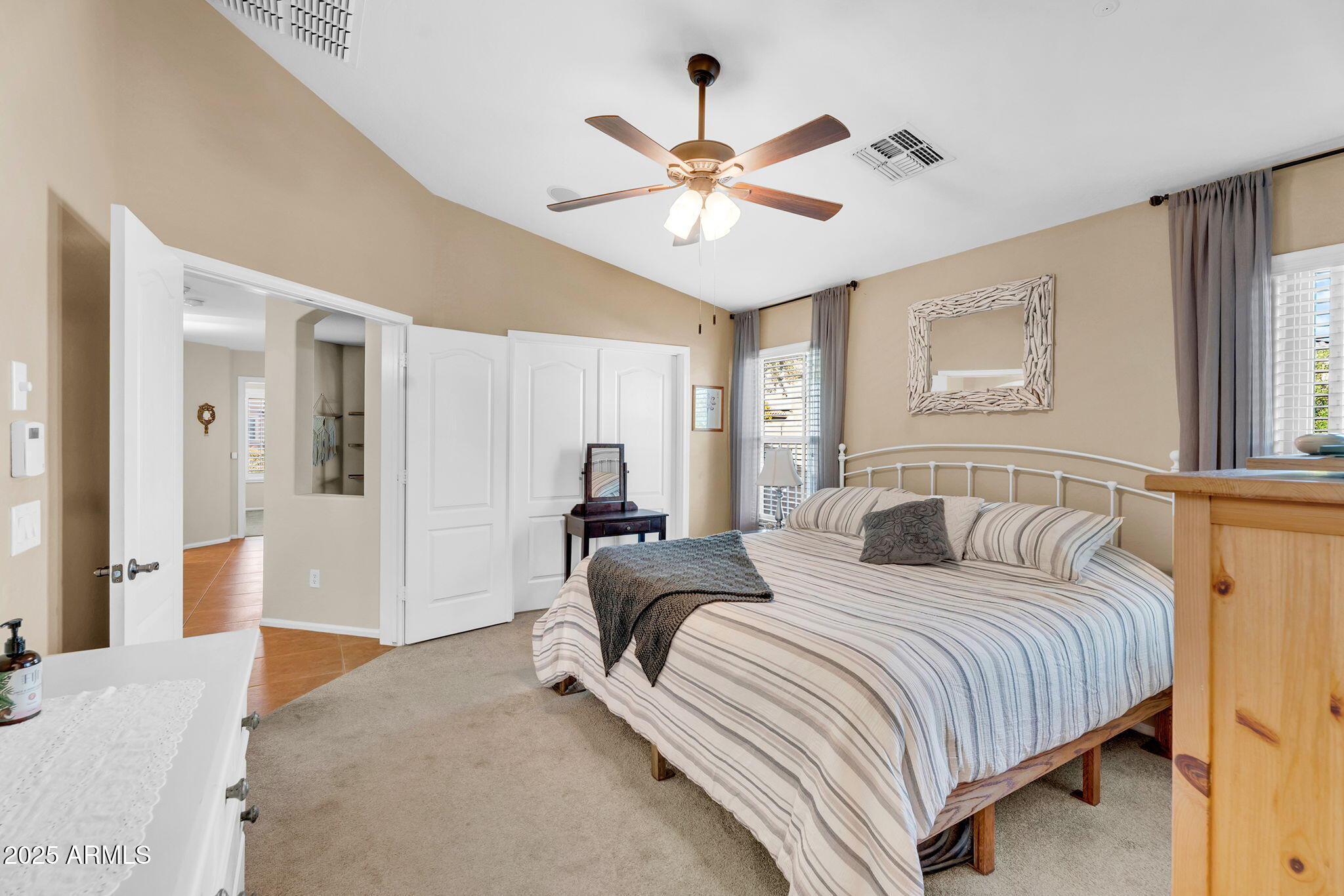 695 W HOLSTEIN Trail