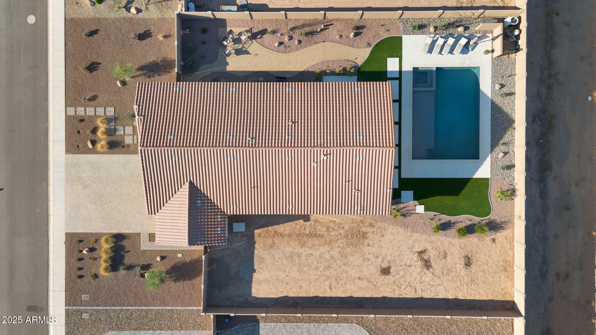 27753 N HIBISCUS Lane