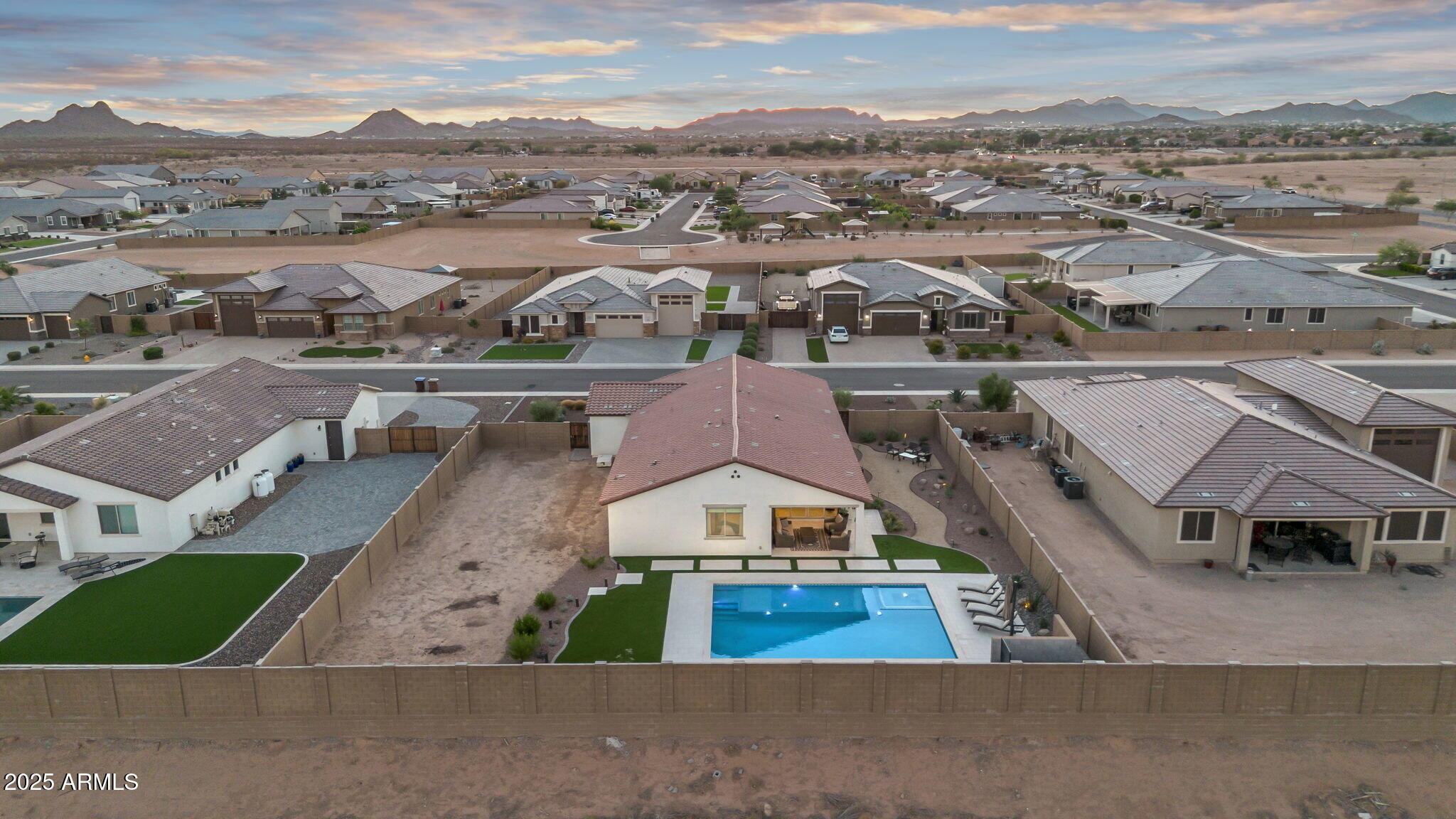 27753 N HIBISCUS Lane