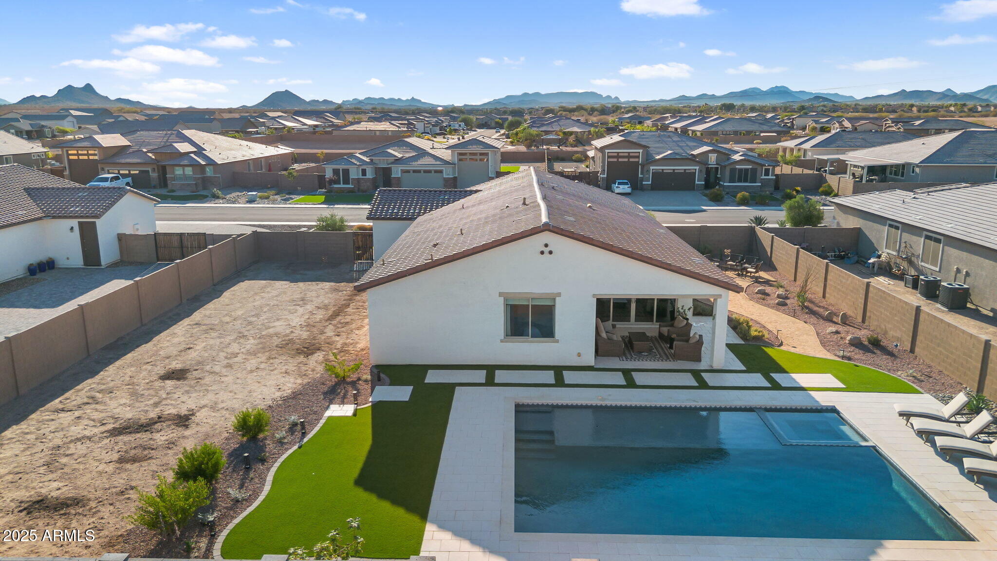 27753 N HIBISCUS Lane