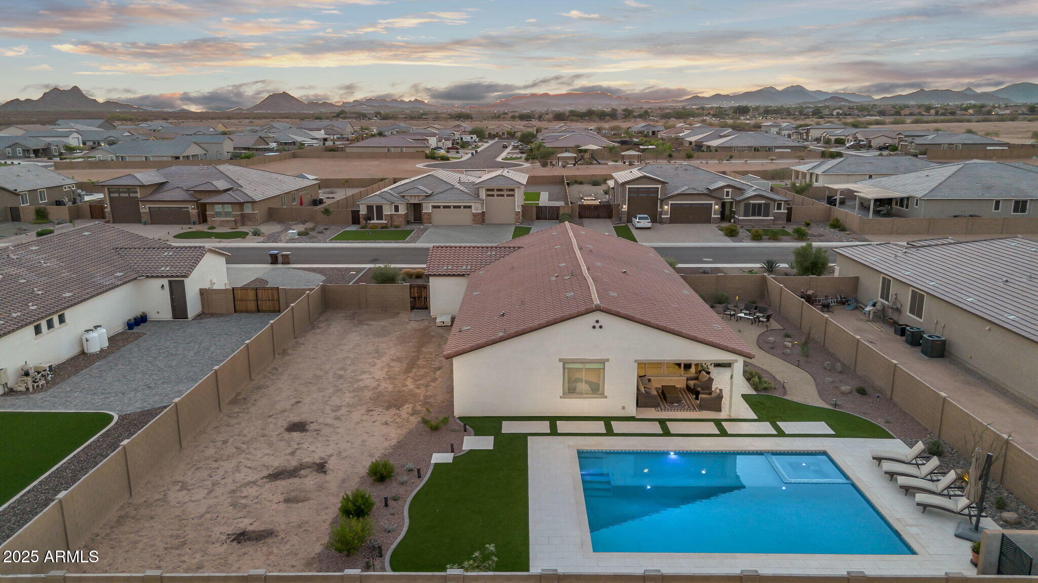 27753 N HIBISCUS Lane