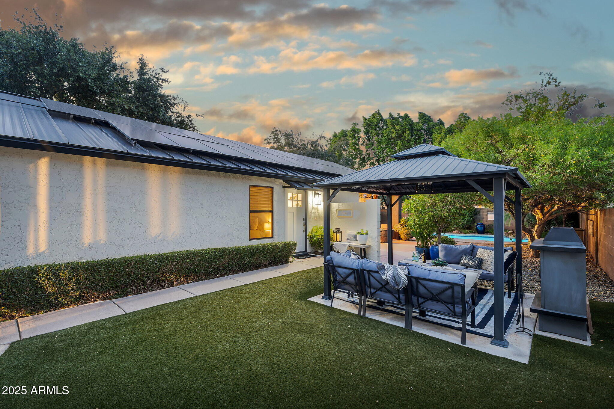 1832 W WILDHORSE Drive