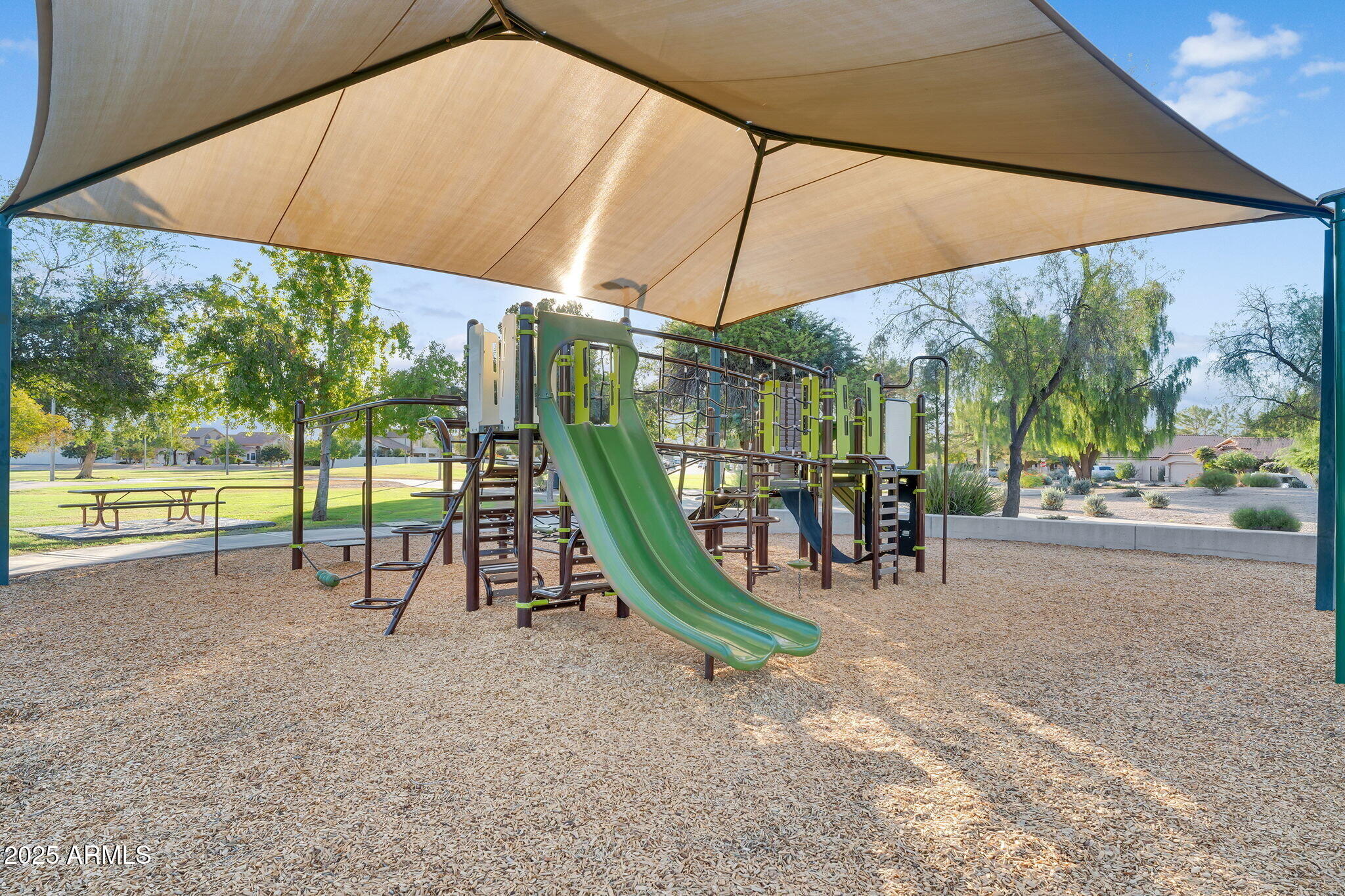 1832 W WILDHORSE Drive
