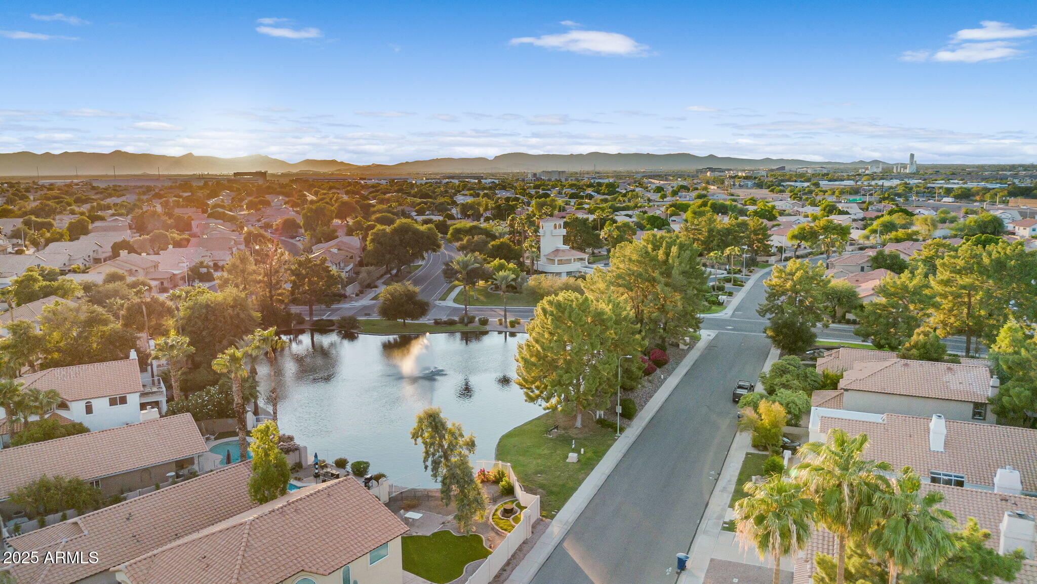 1832 W WILDHORSE Drive