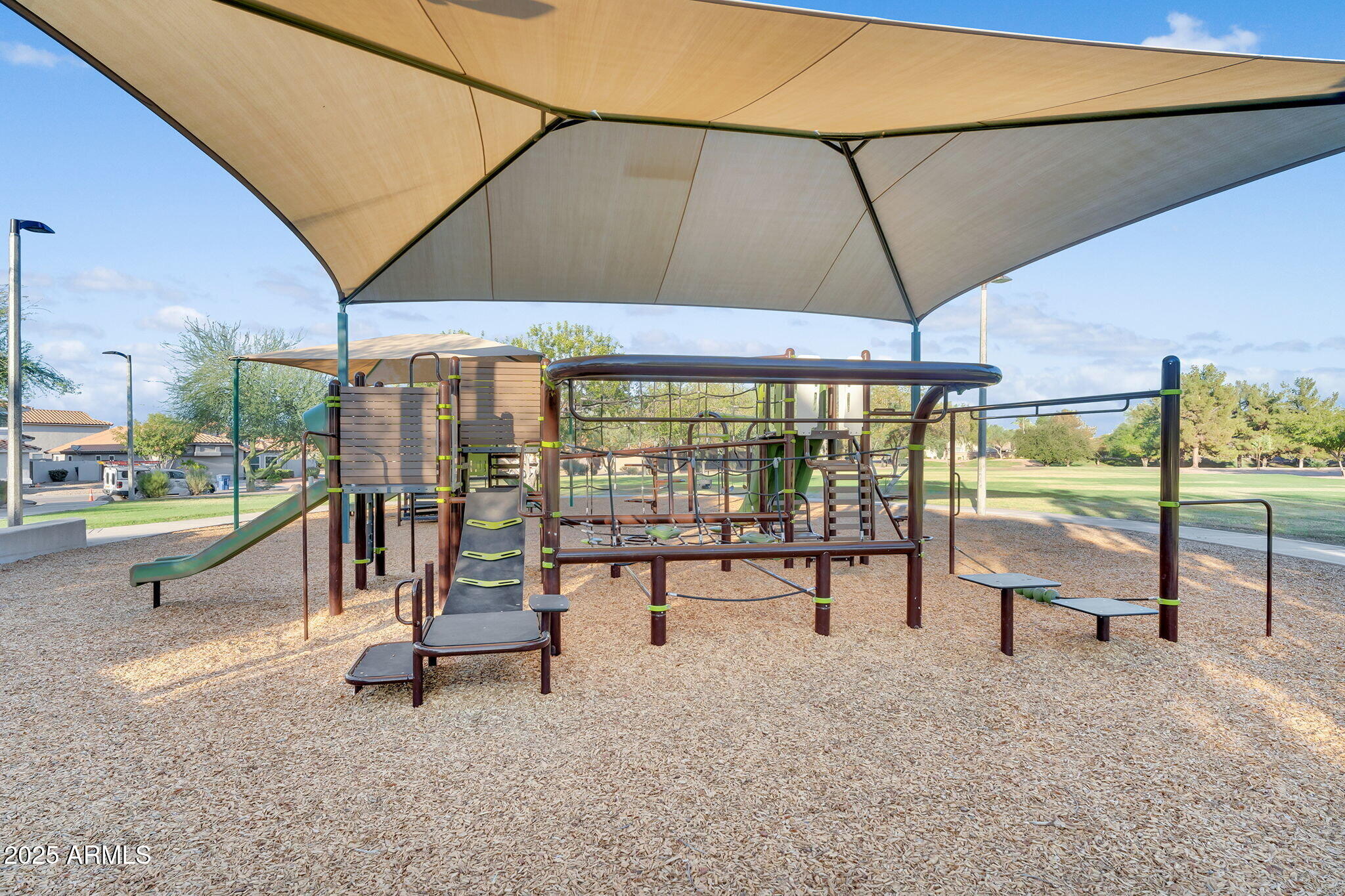1832 W WILDHORSE Drive
