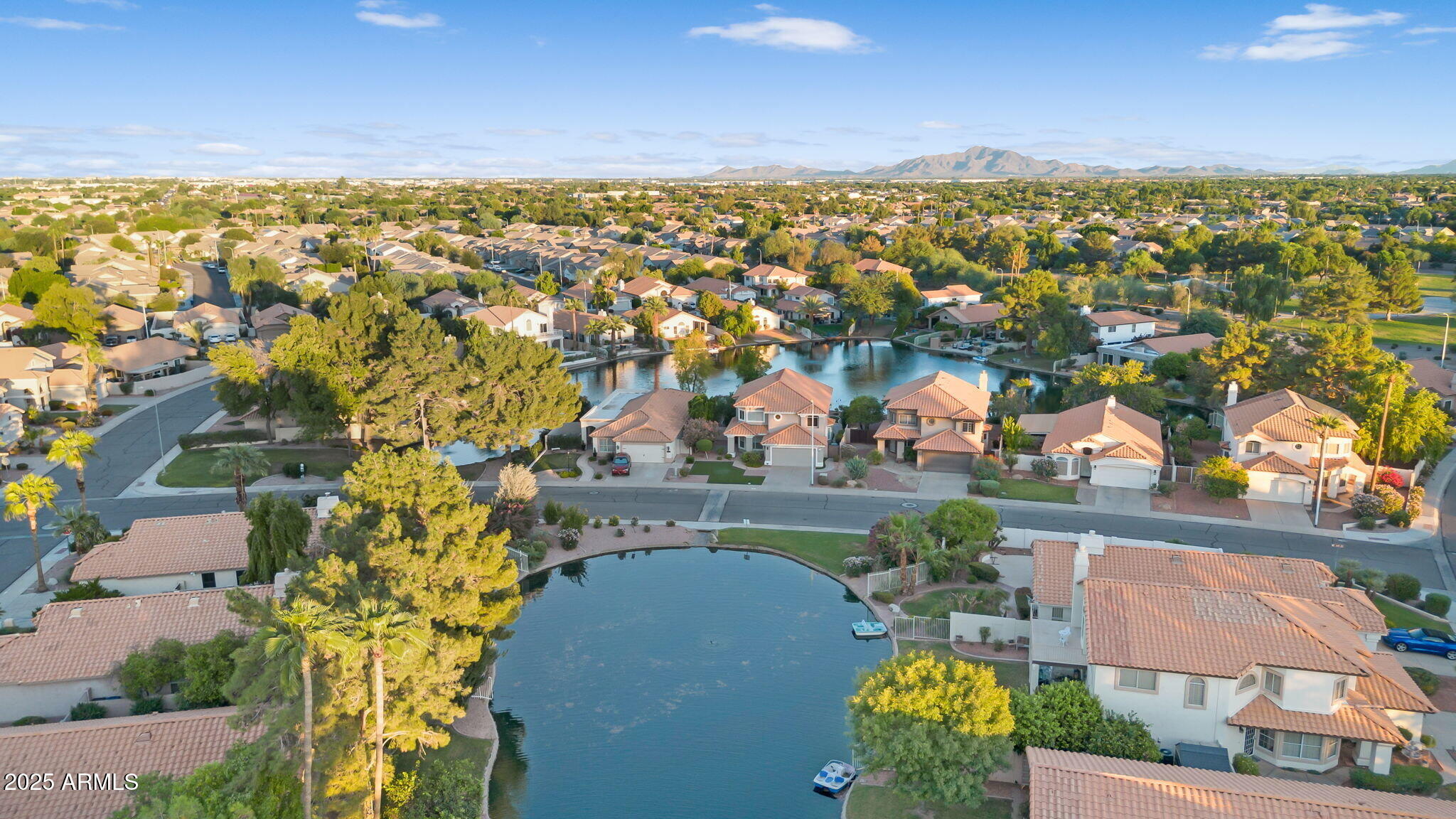 1832 W WILDHORSE Drive