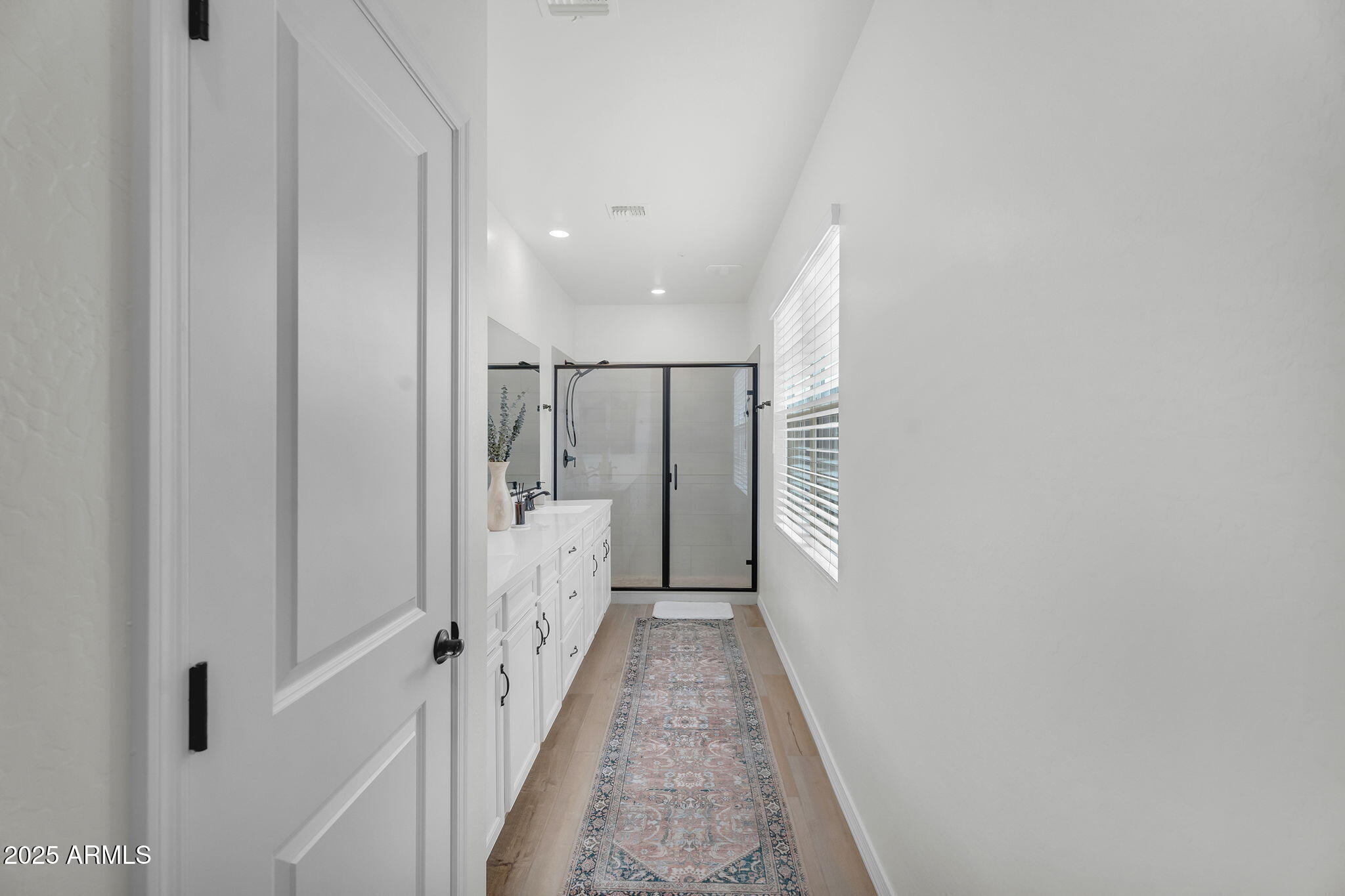 274 E RALEIGH Drive, Chandler
