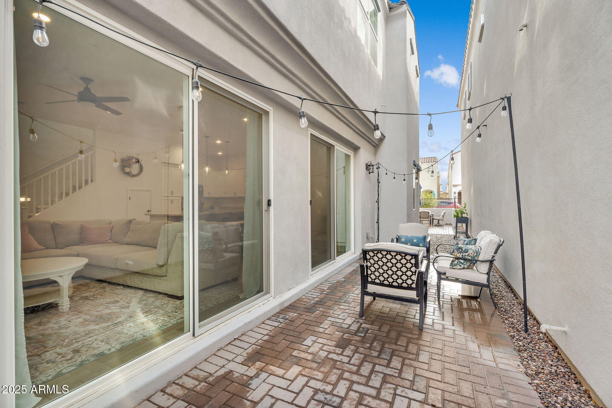 274 E RALEIGH Drive, Chandler