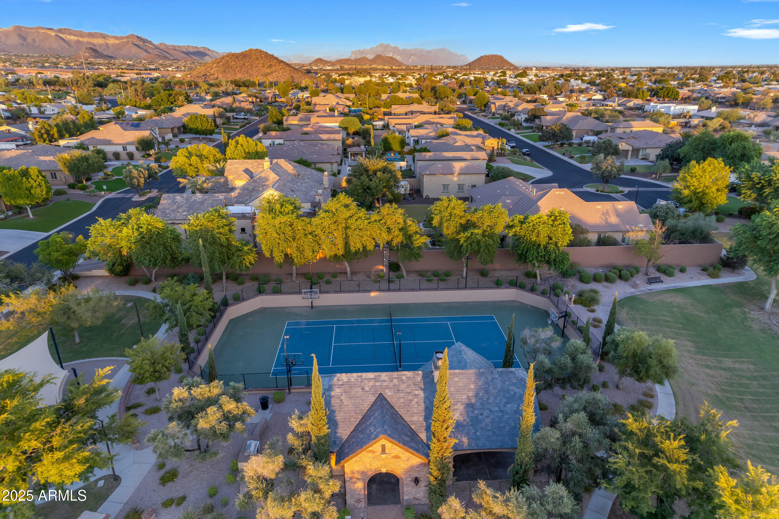 6961 E IVYGLEN Street, Mesa
