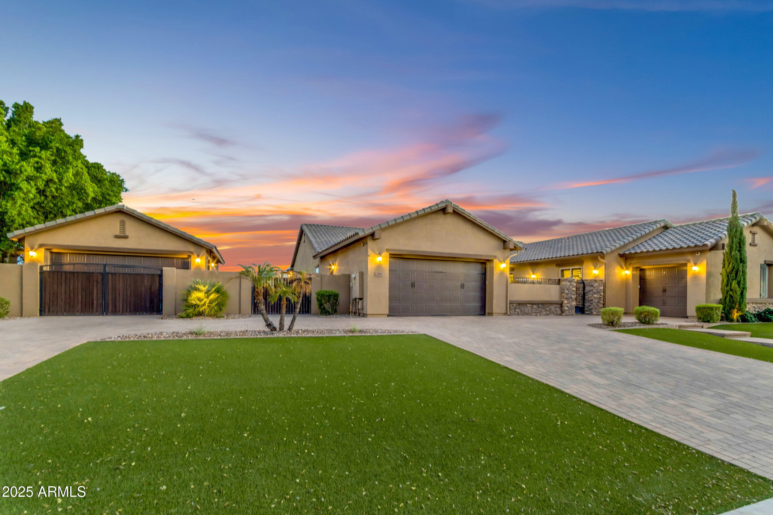6961 E IVYGLEN Street, Mesa