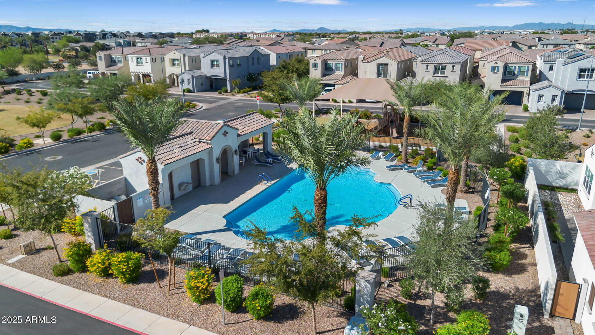 280 E ASTER Drive
