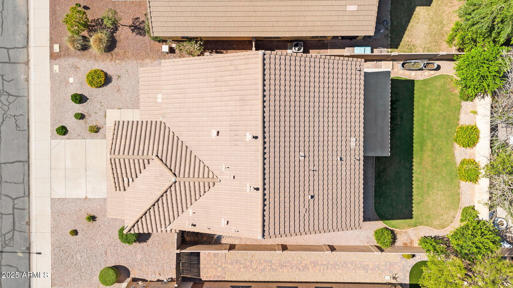 11106 E SERAFINA Avenue