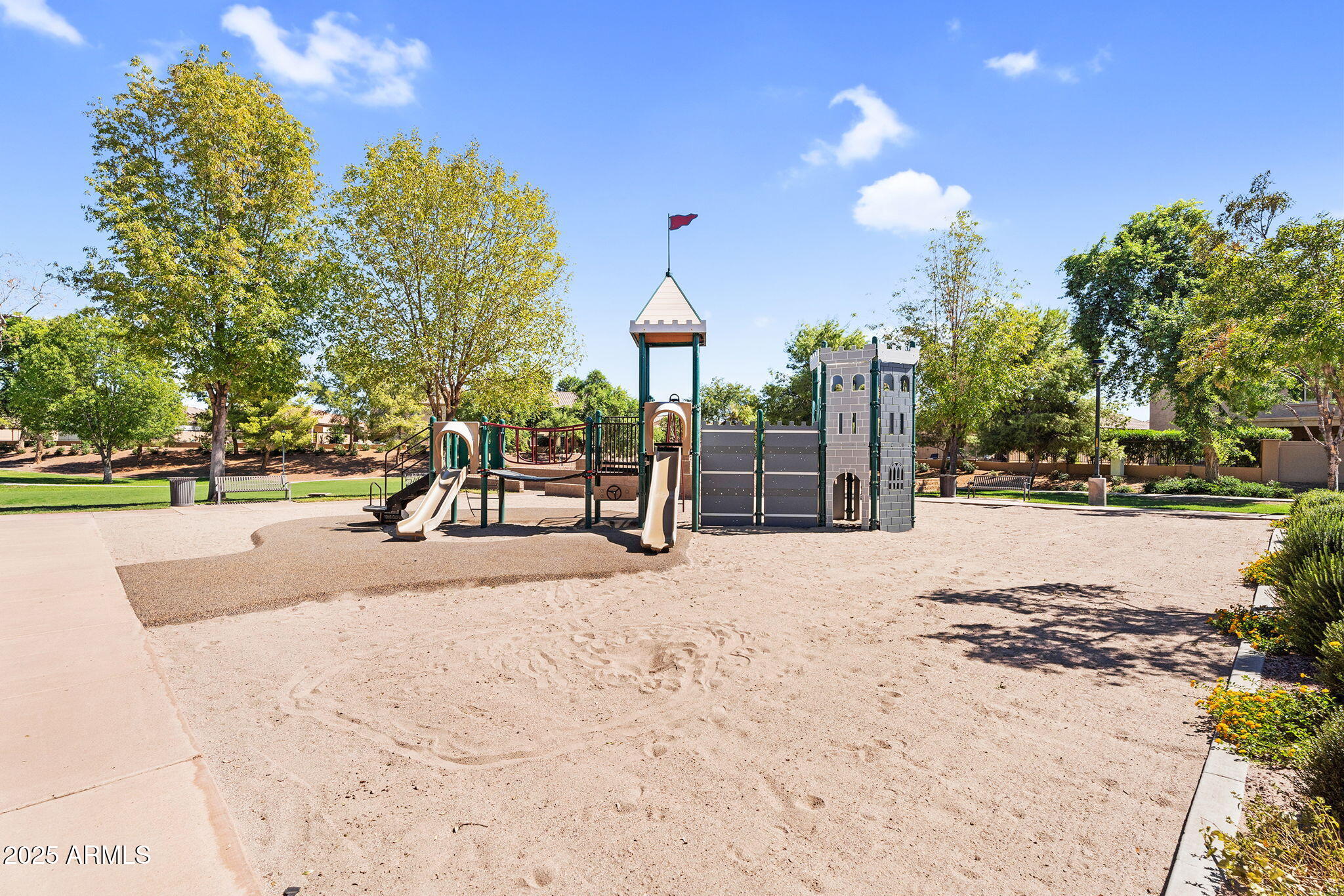 11106 E SERAFINA Avenue