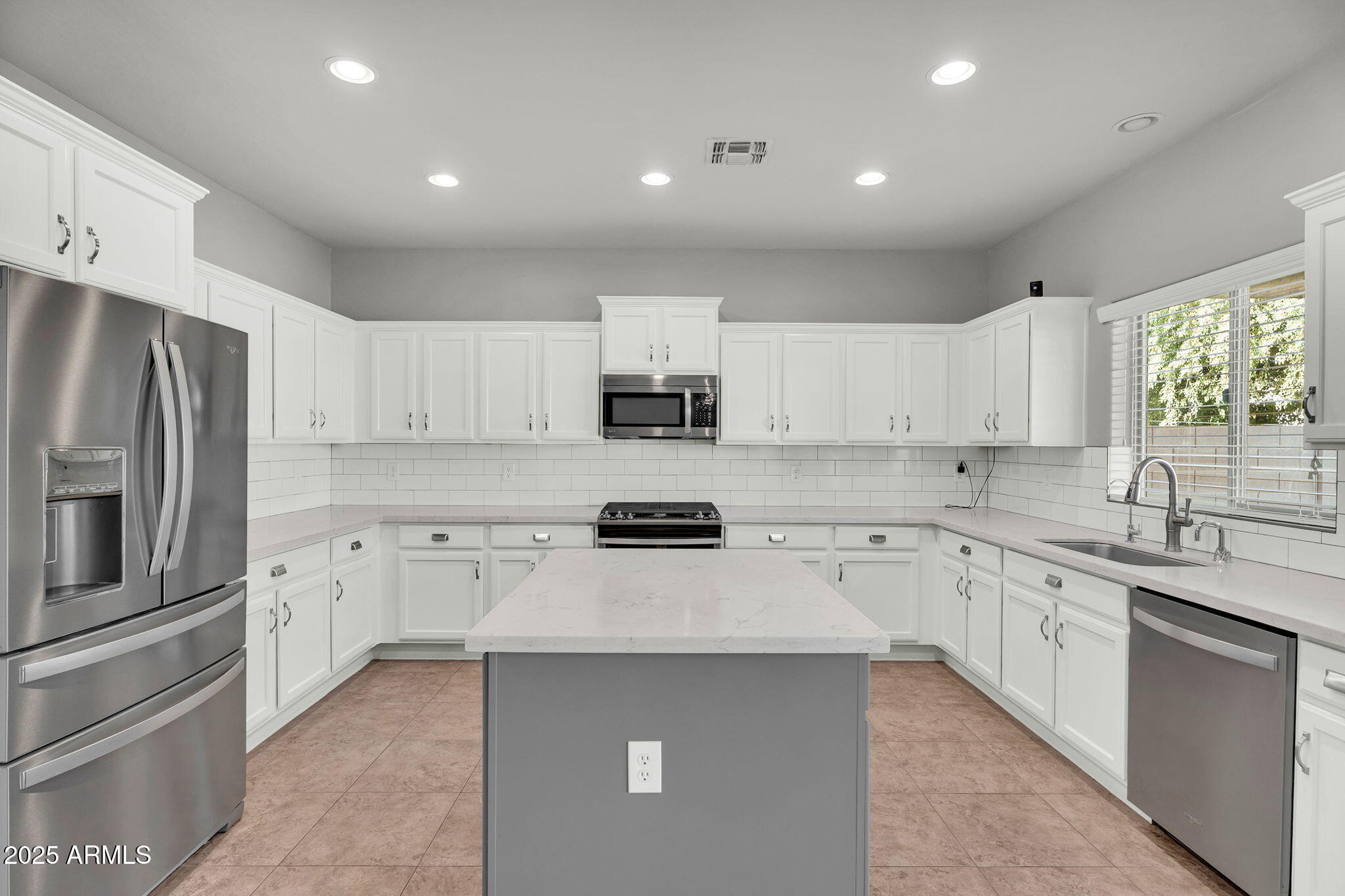 11106 E SERAFINA Avenue