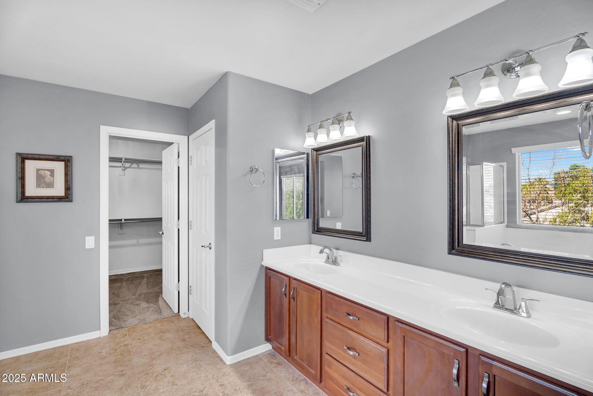 11106 E SERAFINA Avenue